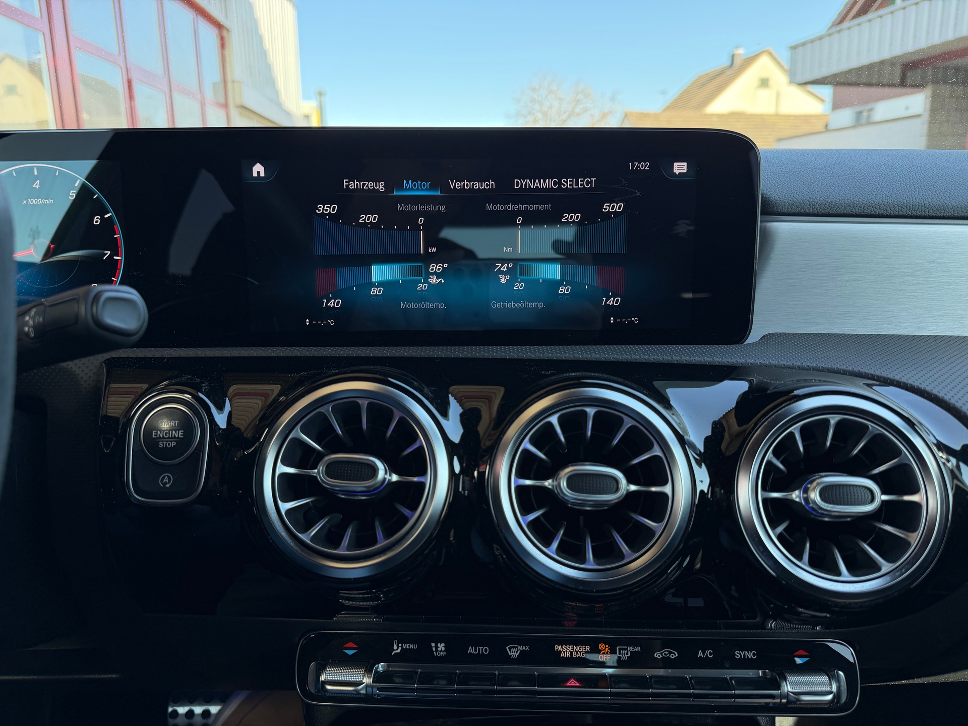 MERCEDES-BENZ A 45 S AMG 4Matic+ Speedshift-image-18