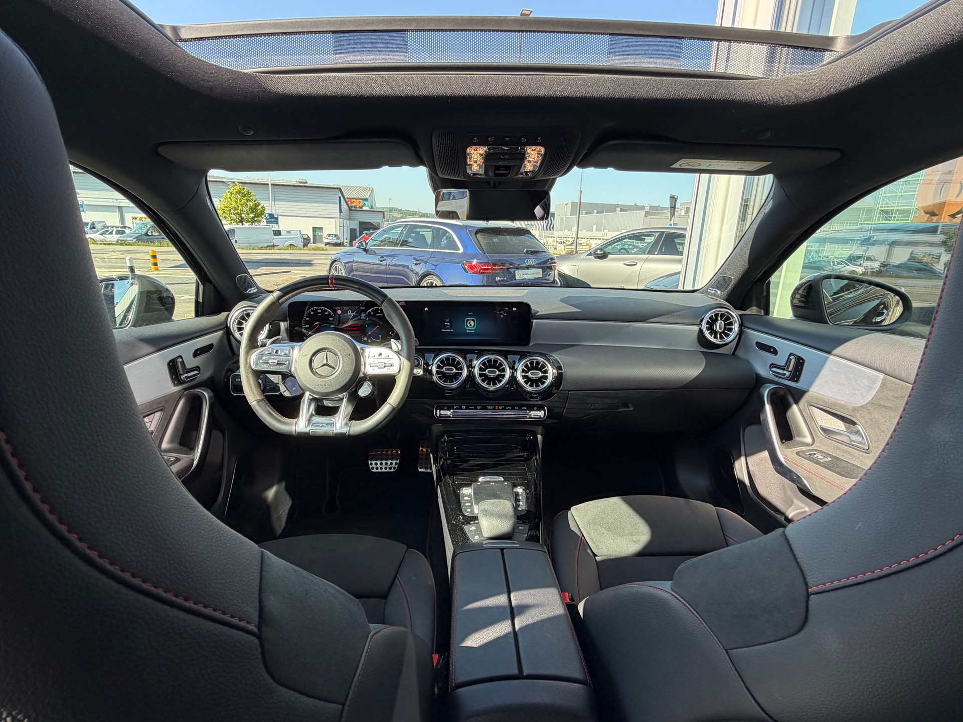 MERCEDES-BENZ A 45 S AMG 4Matic+ Speedshift-image-13