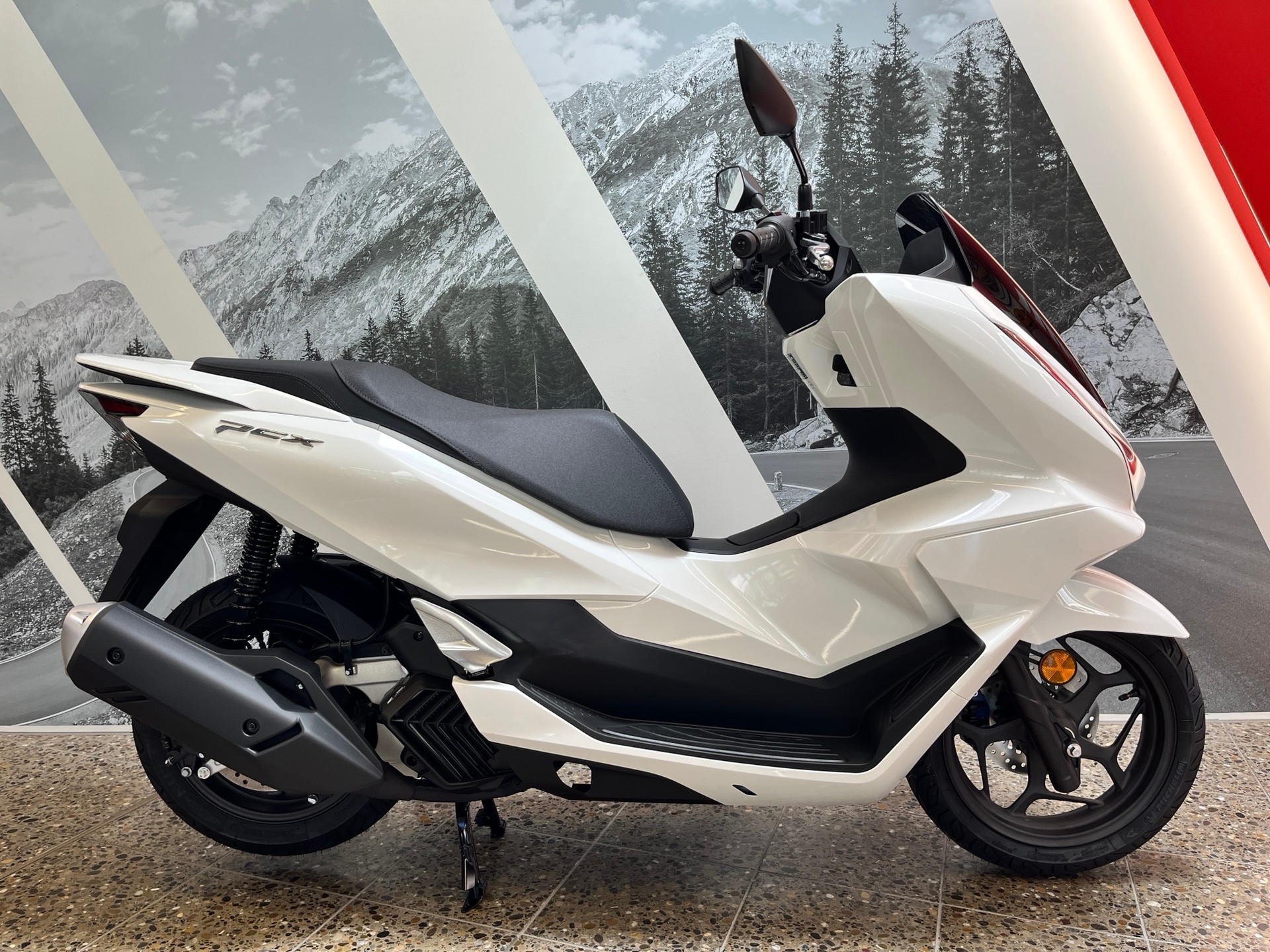 HONDA PCX 125 i ABS STANDARD-image-0