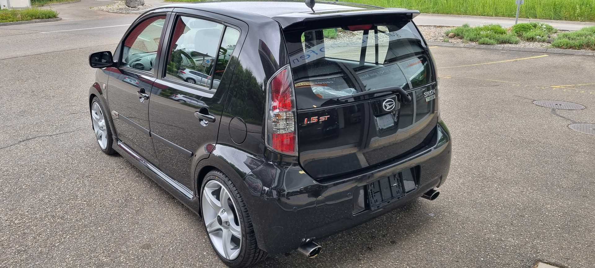 DAIHATSU Sirion 1.5 ST Custom Automatic-image-4