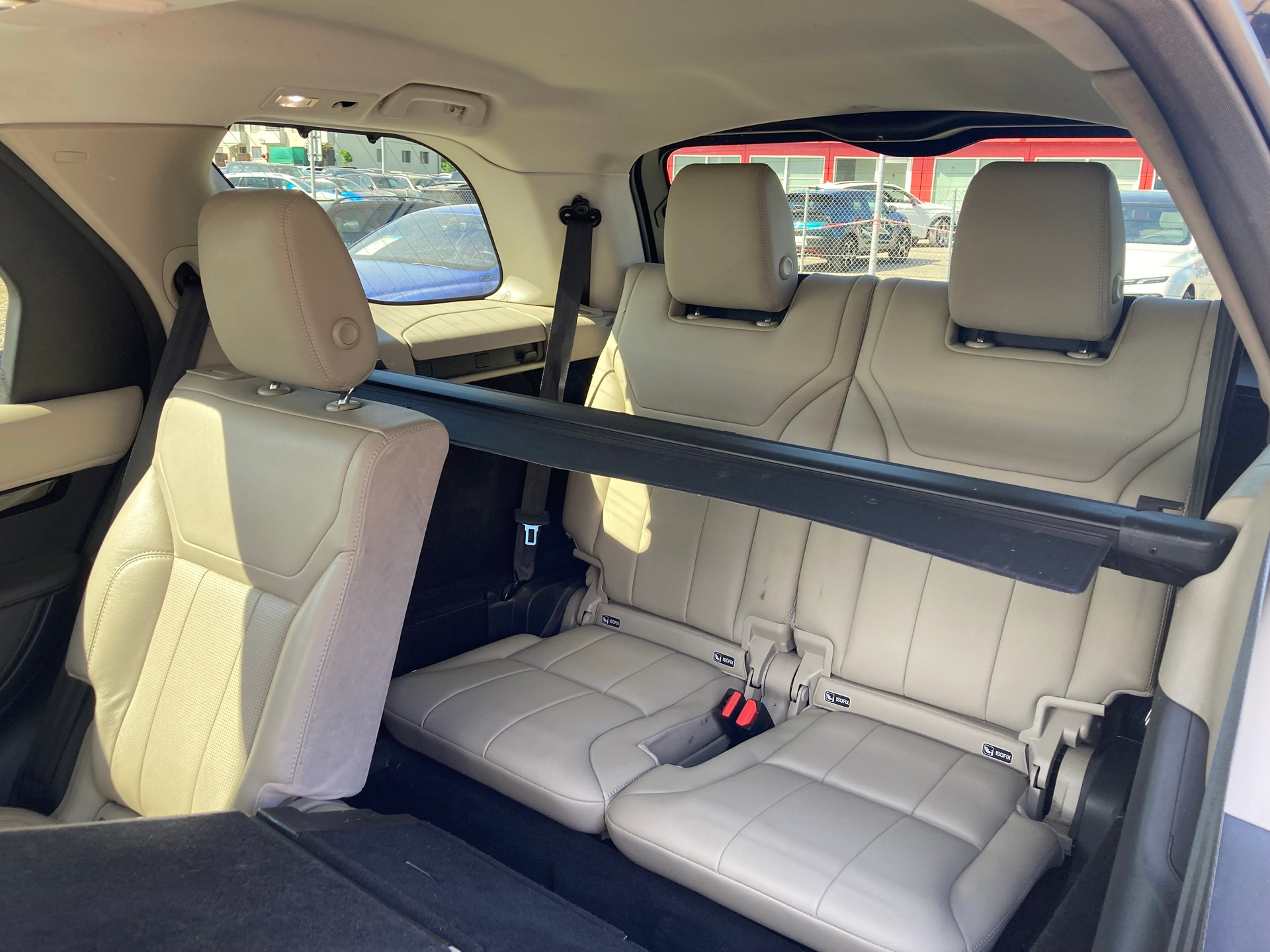 LAND ROVER Discovery 3.0 TD6 SE Automatic-image-8