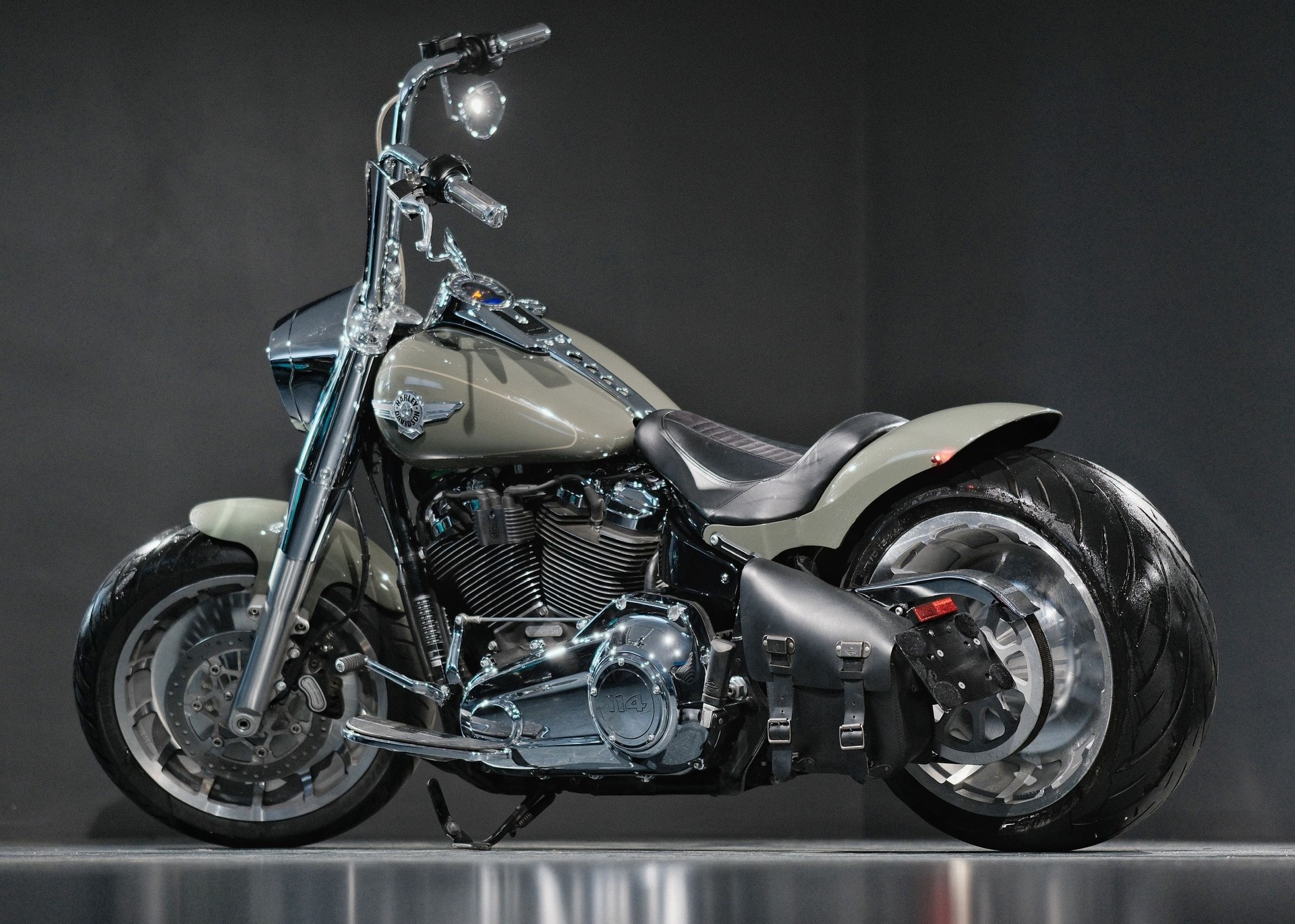 HARLEY-DAVIDSON FLFBS Fat Boy 114-image-3