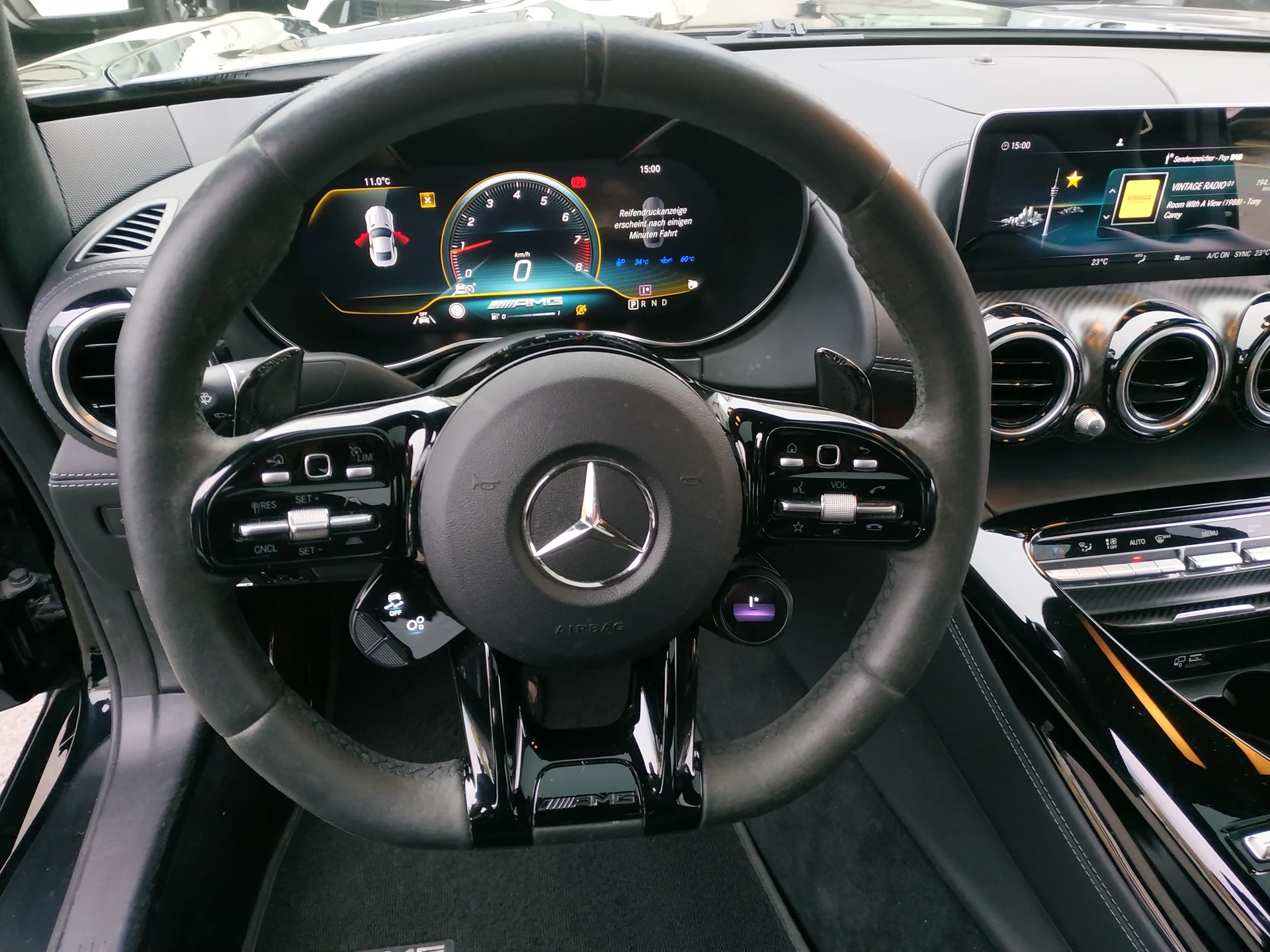 MERCEDES-BENZ AMG GT C Speedshift DCT-image-14