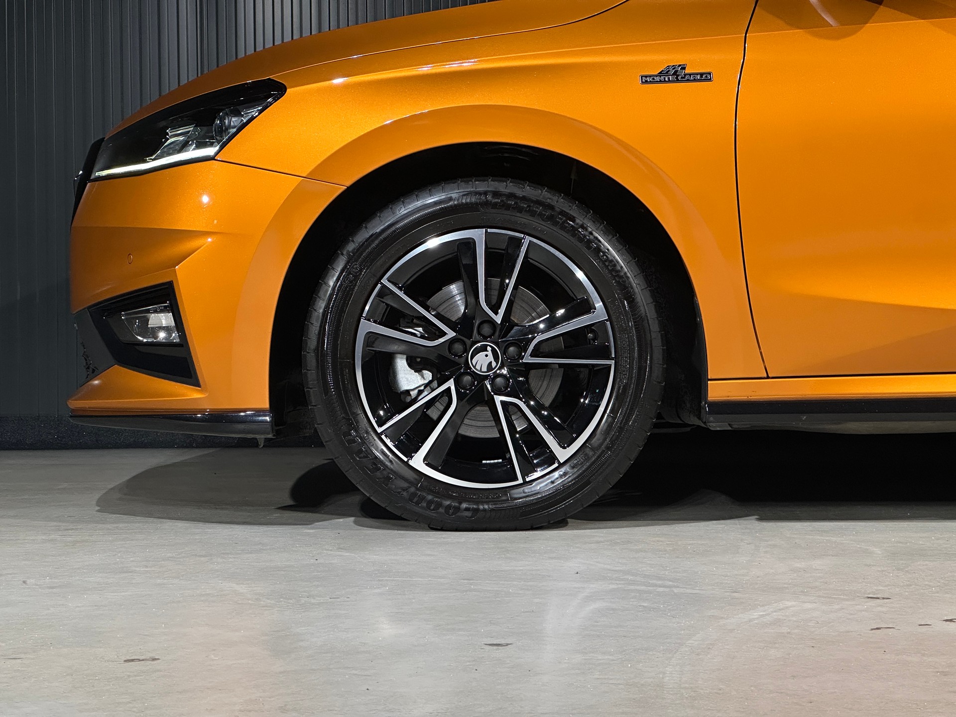 SKODA Fabia 1.0 TSI Monte Carlo DSG-image-28