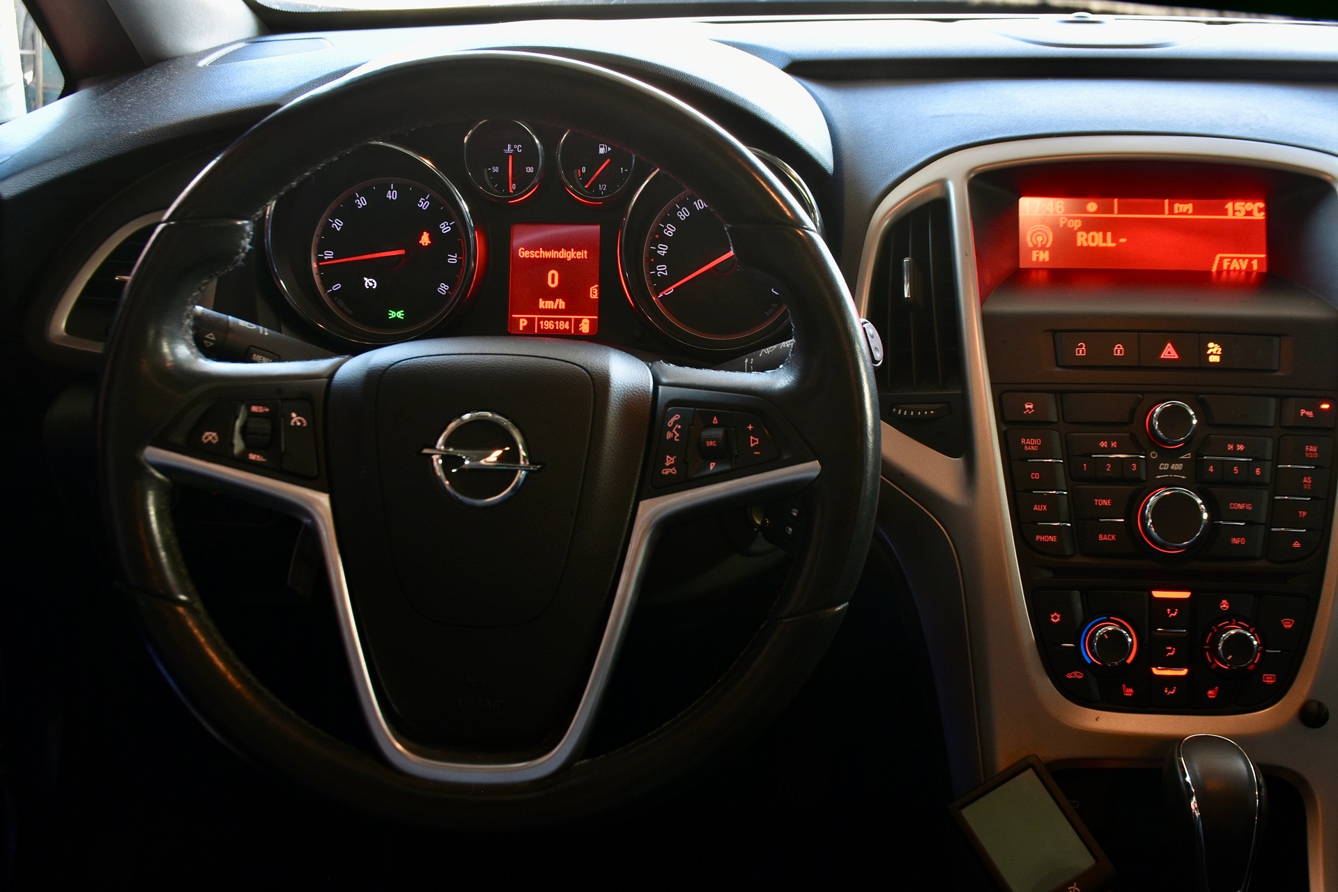 OPEL Astra 1.6i 16V Diamond Easytronic-image-8