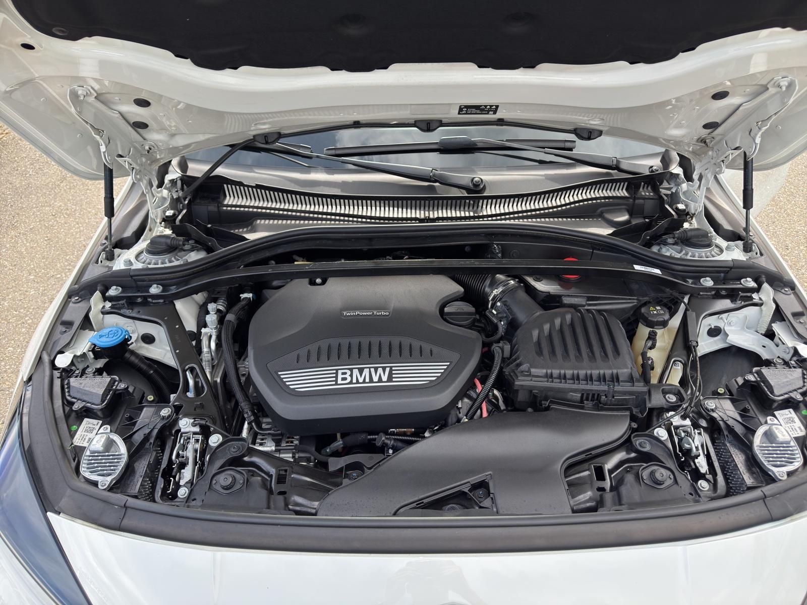 BMW 120d xDrive-image-19
