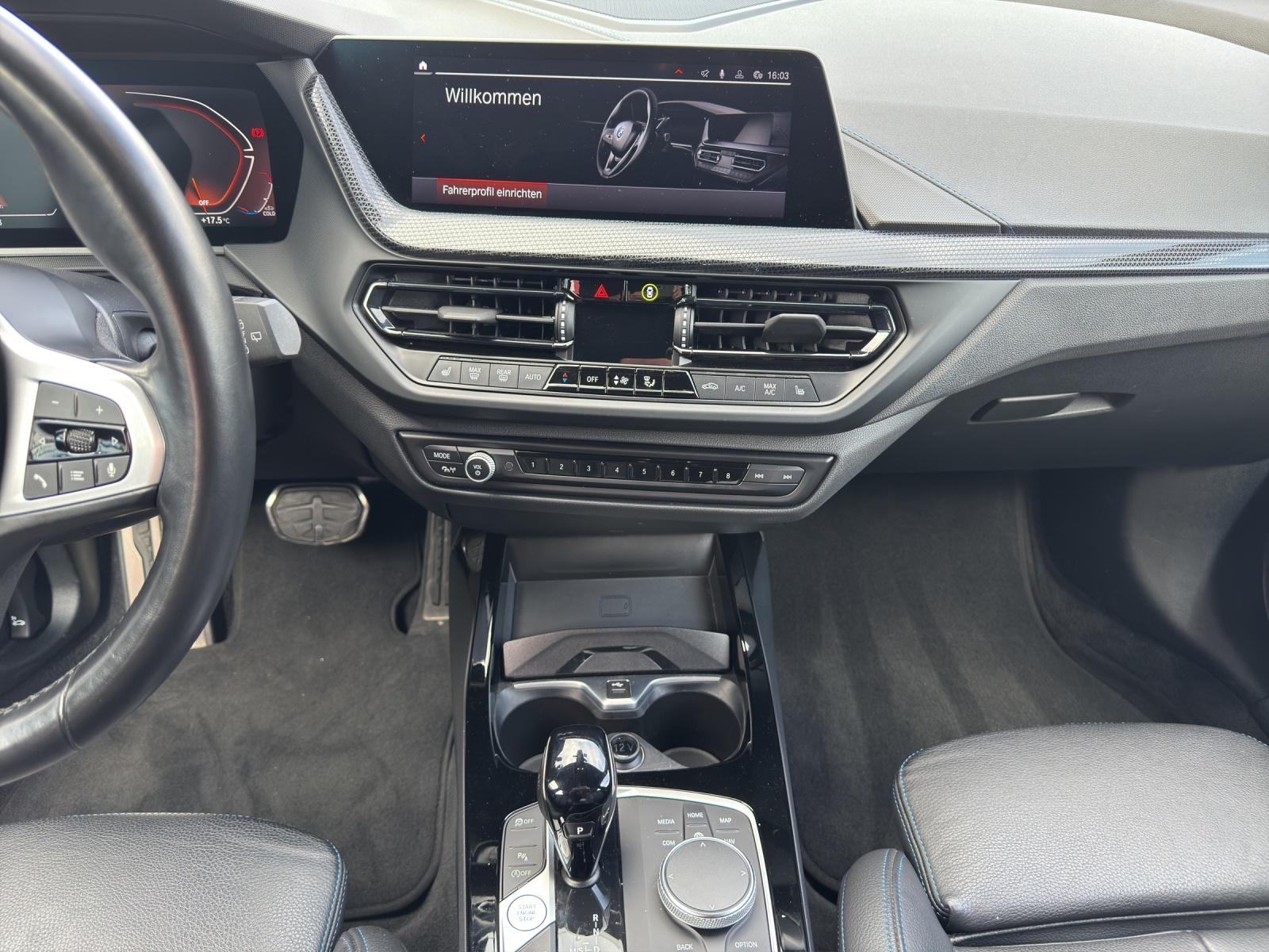 BMW 120d xDrive-image-16