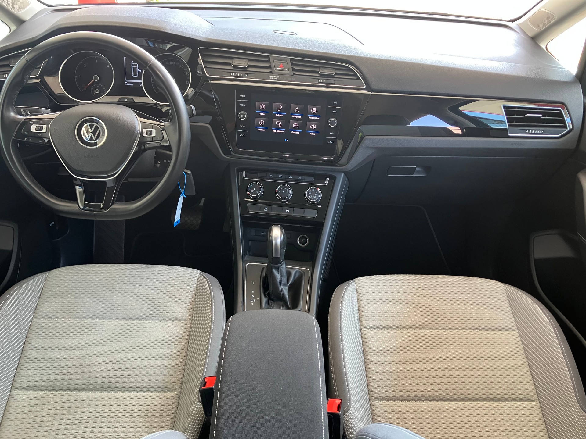 VW Touran 2.0 TDI BlueMotion Technology Comfortline DSG-image-7