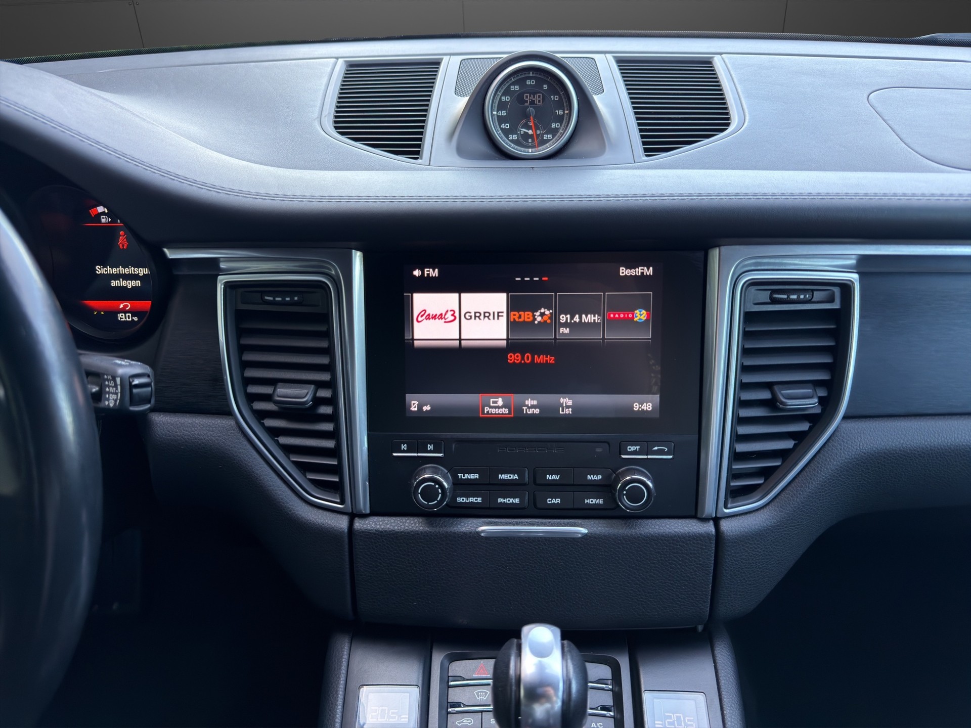 PORSCHE Macan GTS PDK-image-11