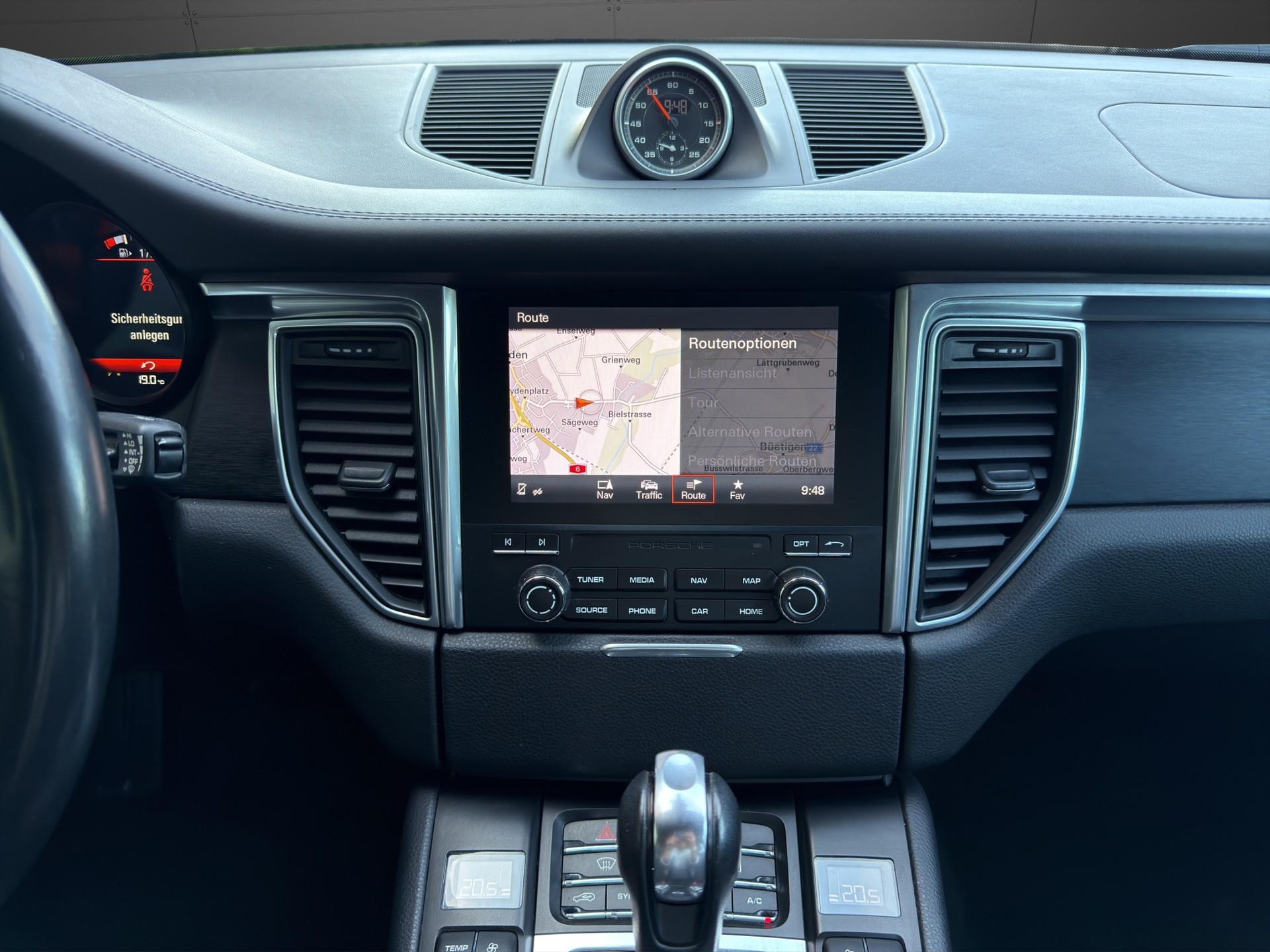 PORSCHE Macan GTS PDK-image-12