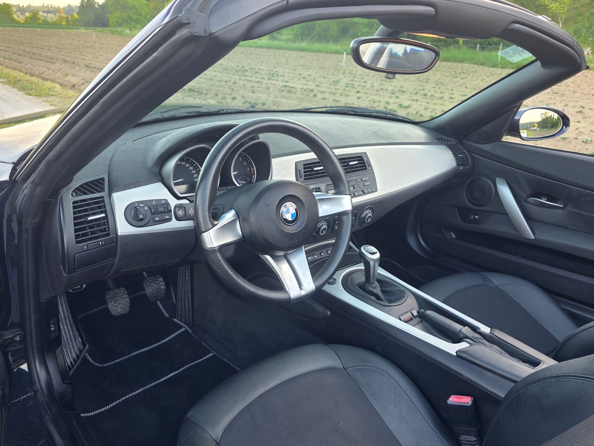 BMW Z4 2.5si Roadster / Neu ab Mfk und Service-image-9