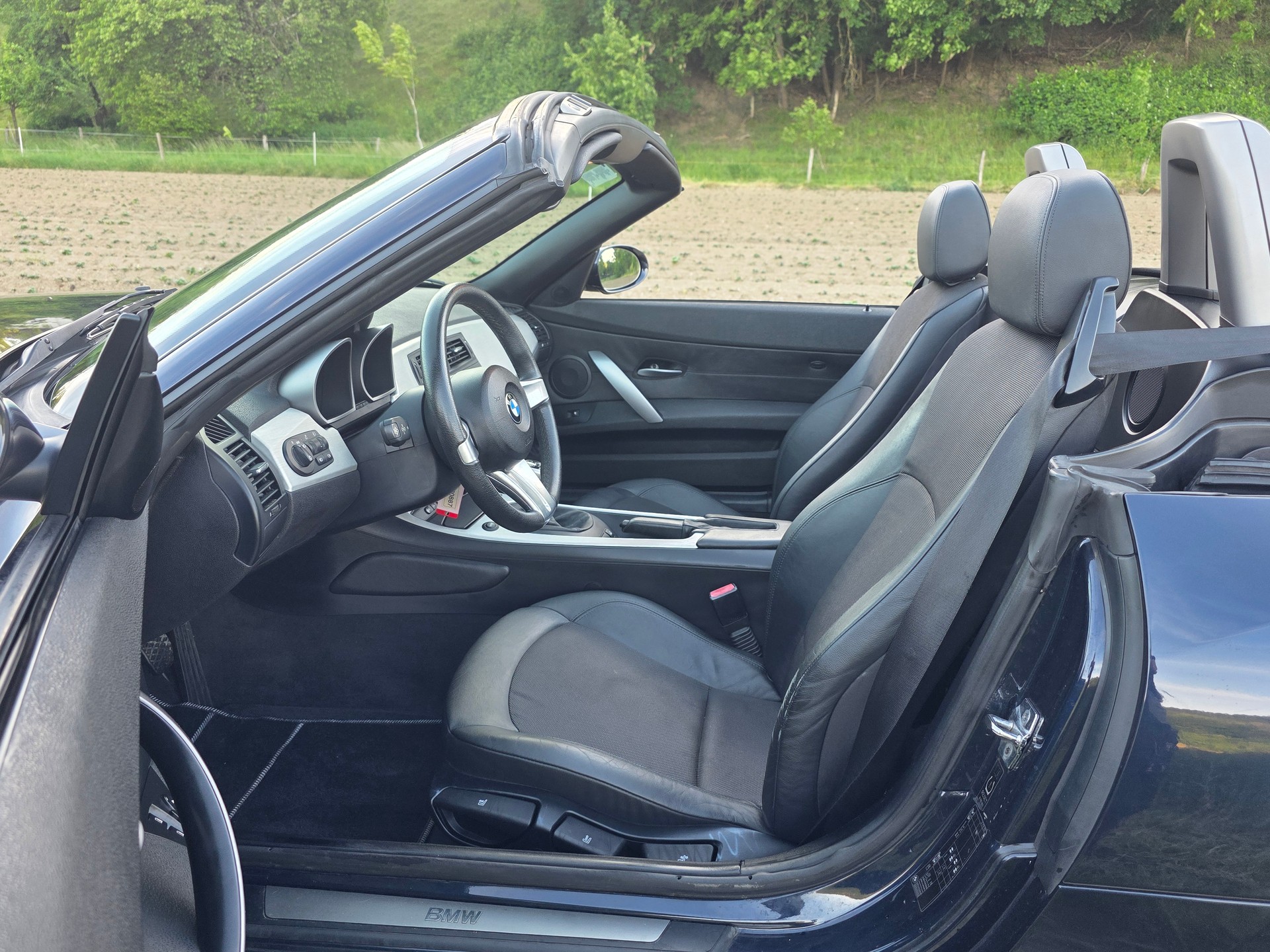 BMW Z4 2.5si Roadster / Neu ab Mfk und Service-image-8