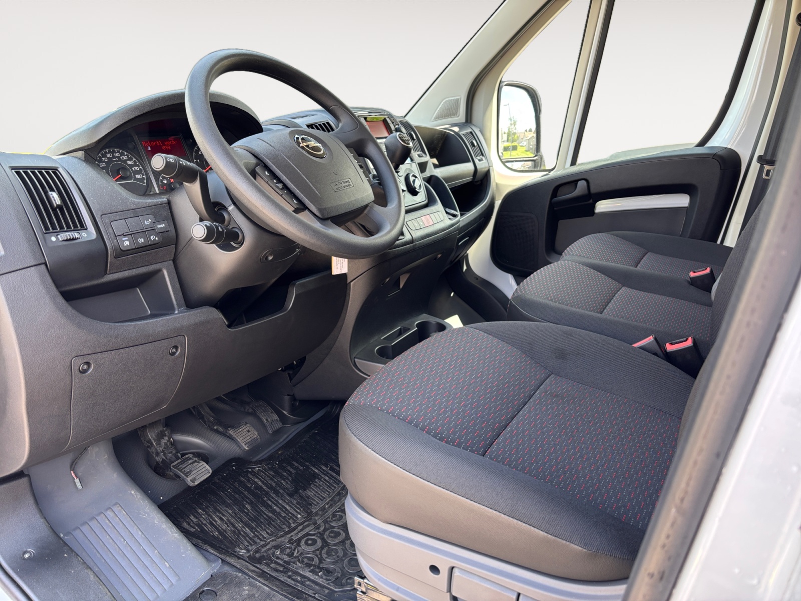 OPEL Movano 2.2 d 3,0t L1H1-image-6