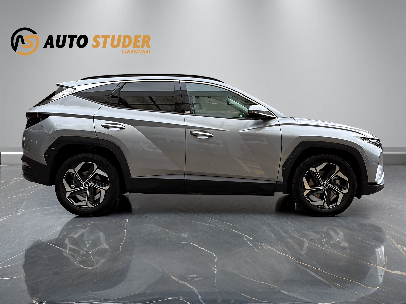 HYUNDAI Tucson 1.6 T-GDi HEV Amplia 4WD-image-12