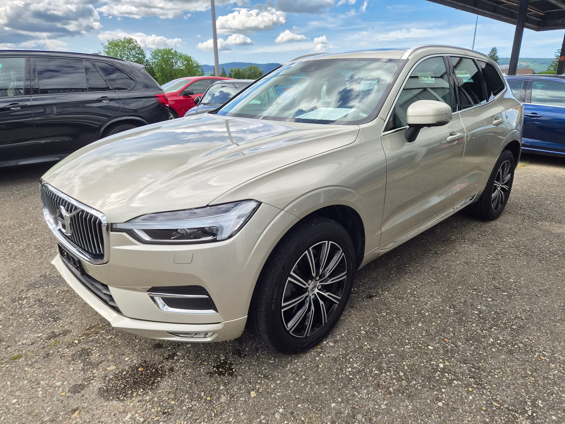VOLVO XC60 D5 AWD Inscription Geartronic-showroom-element-2