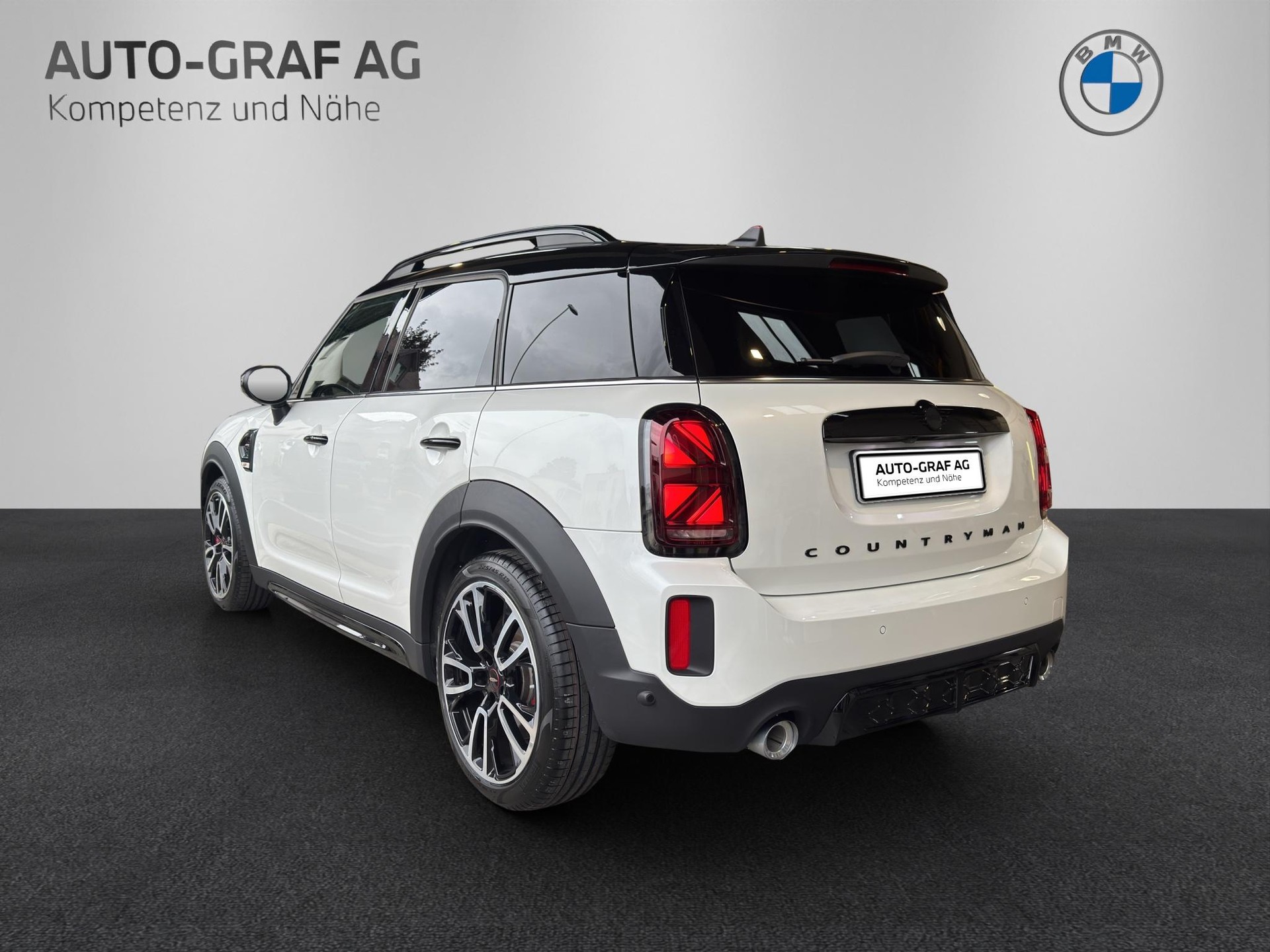 MINI Countryman JCW ALL4-showroom-element-2