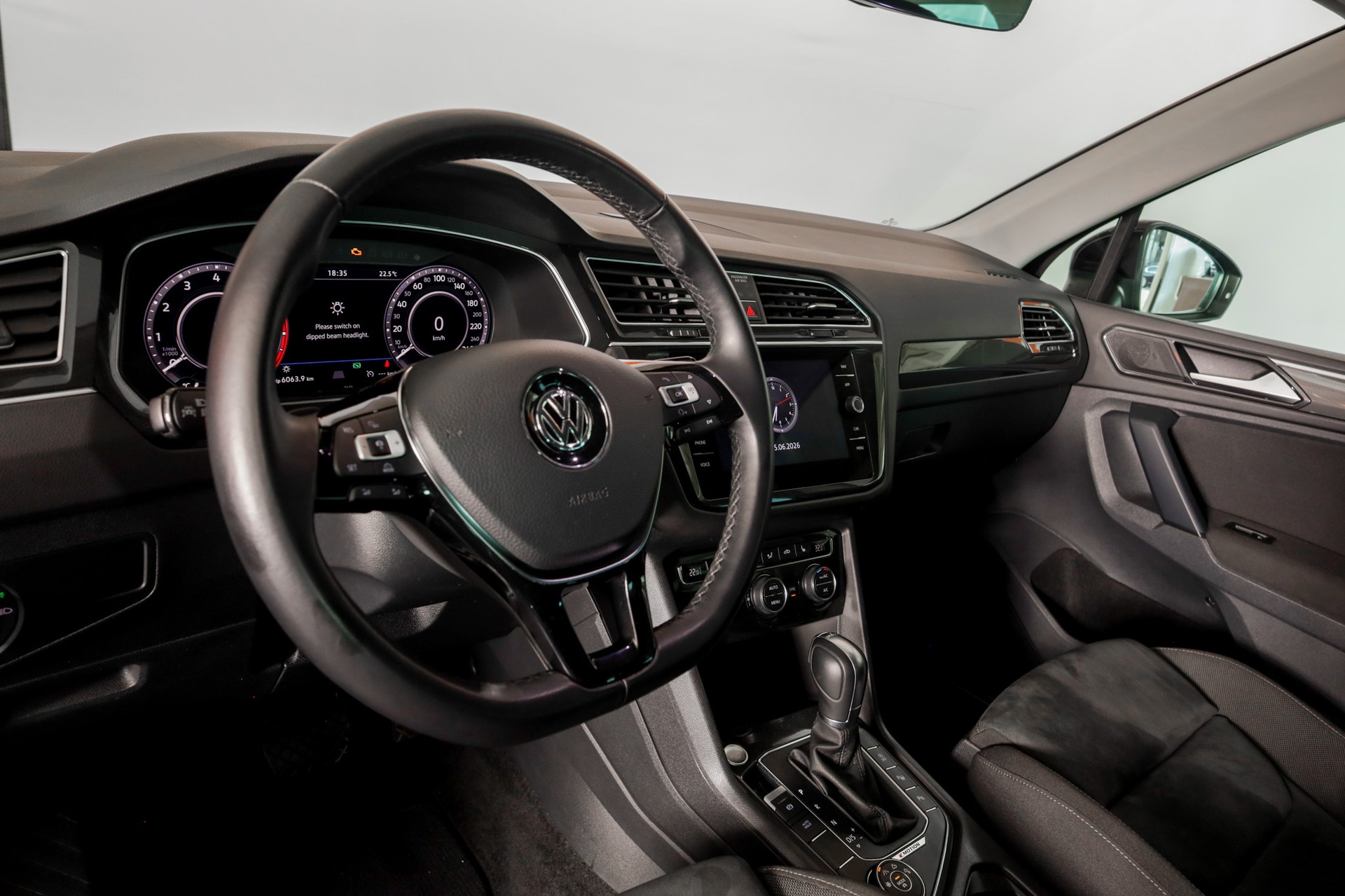 VW Tiguan 1.4TSI Comfortline 4Motion DSG-image-8