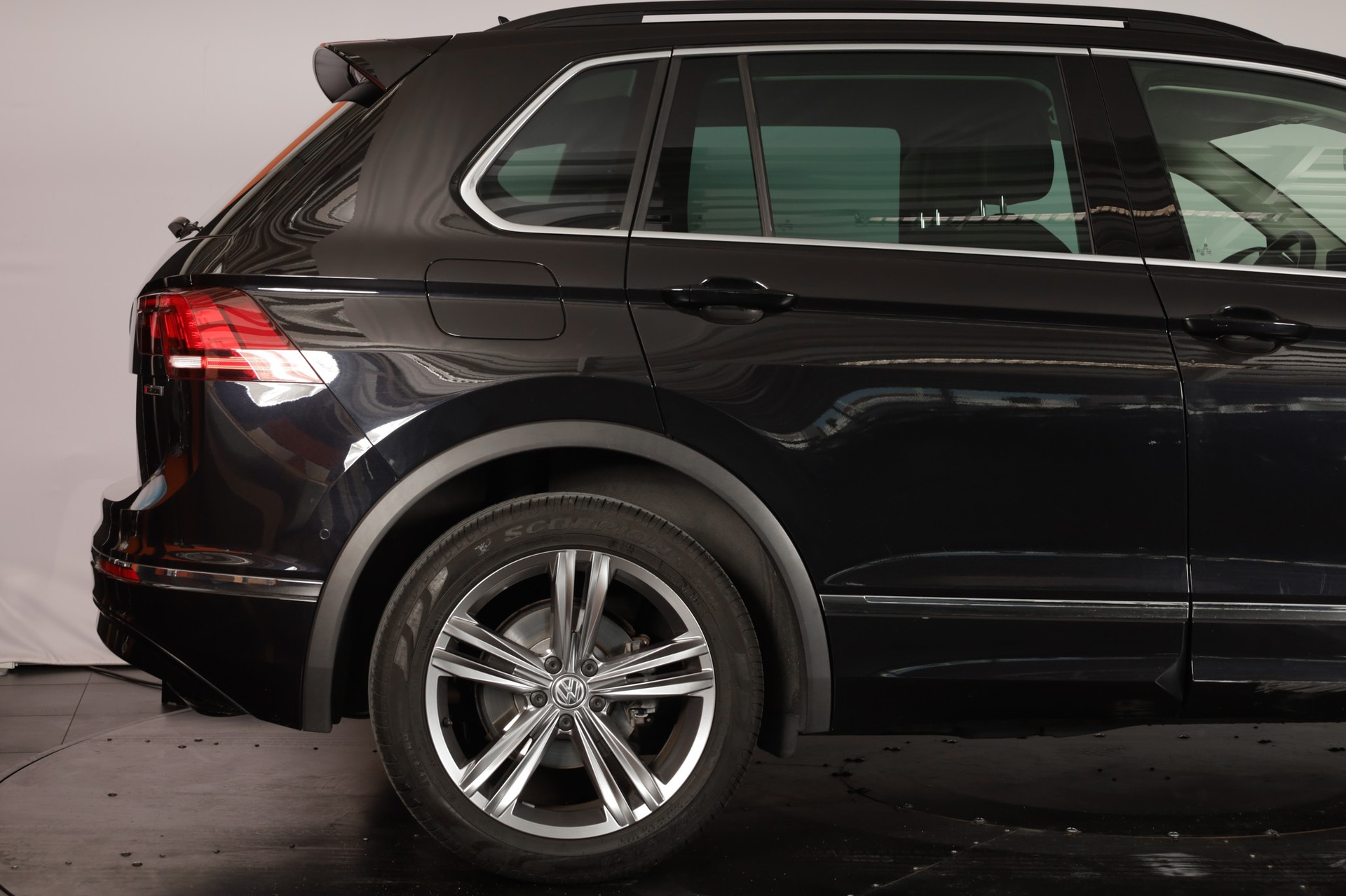 VW Tiguan 1.4TSI Comfortline 4Motion DSG-image-14