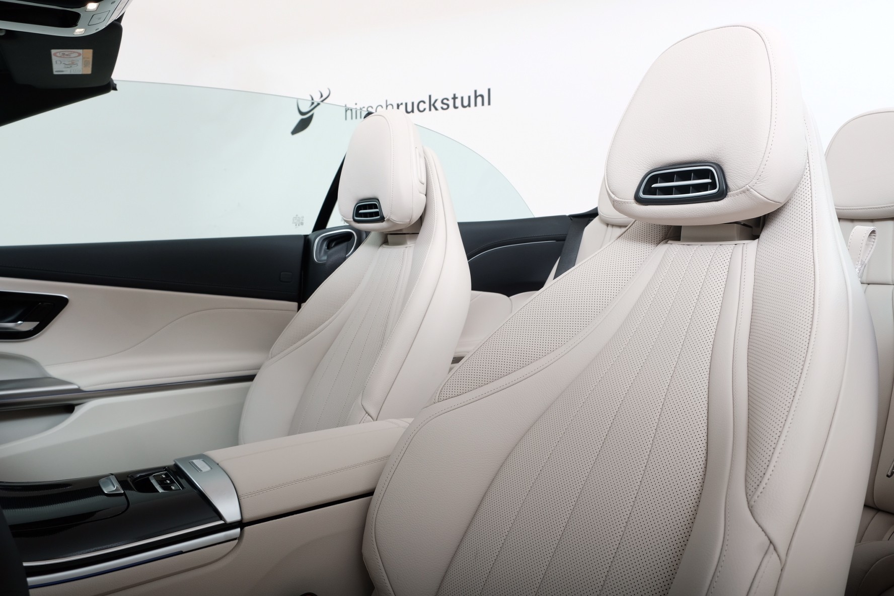 MERCEDES-BENZ CLE 450 Cabrio 4Matic 9G-Tronic-image-13