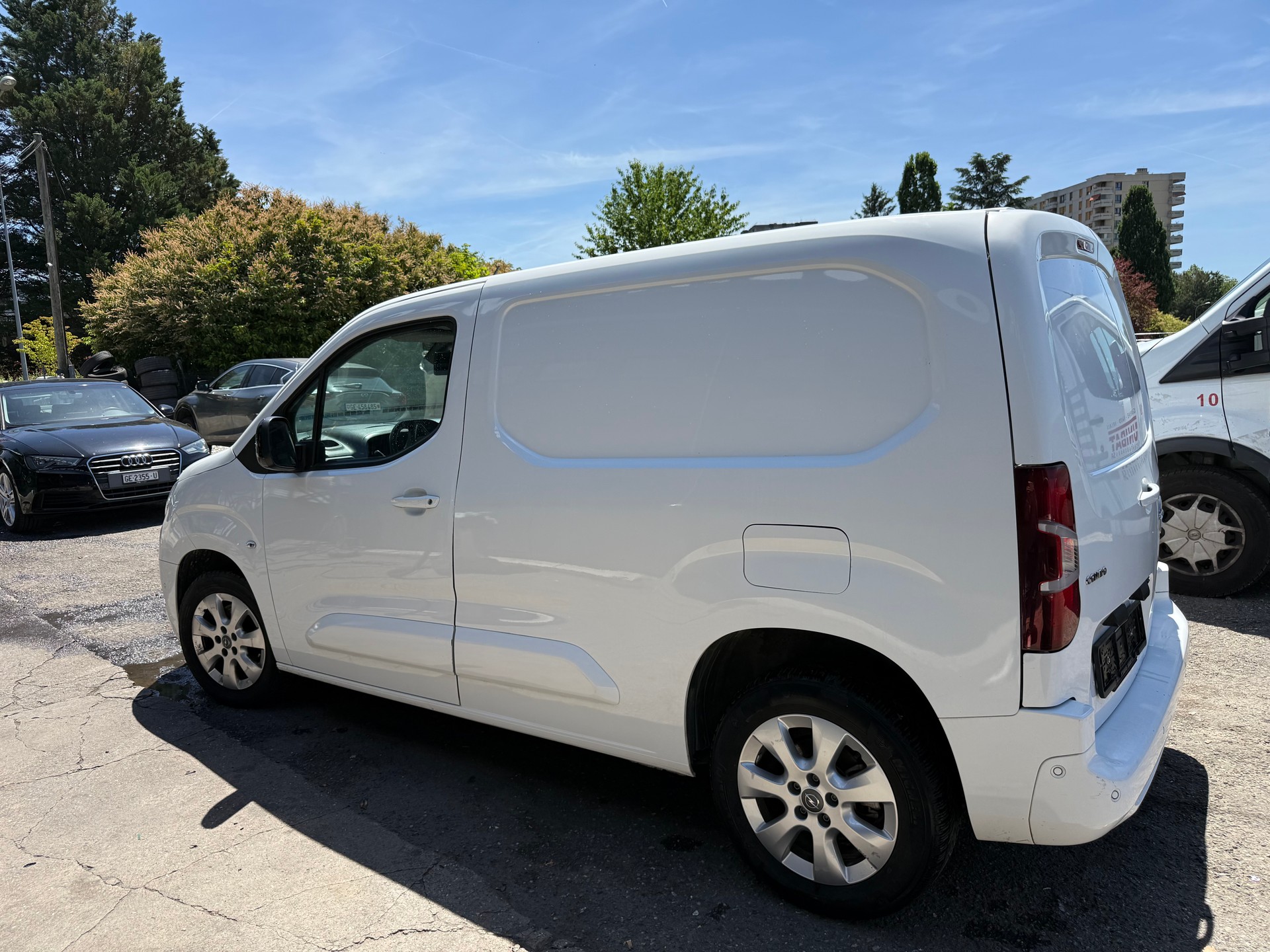 OPEL Combo 1.2 Cargo Enjoy start/stop-showroom-element-3