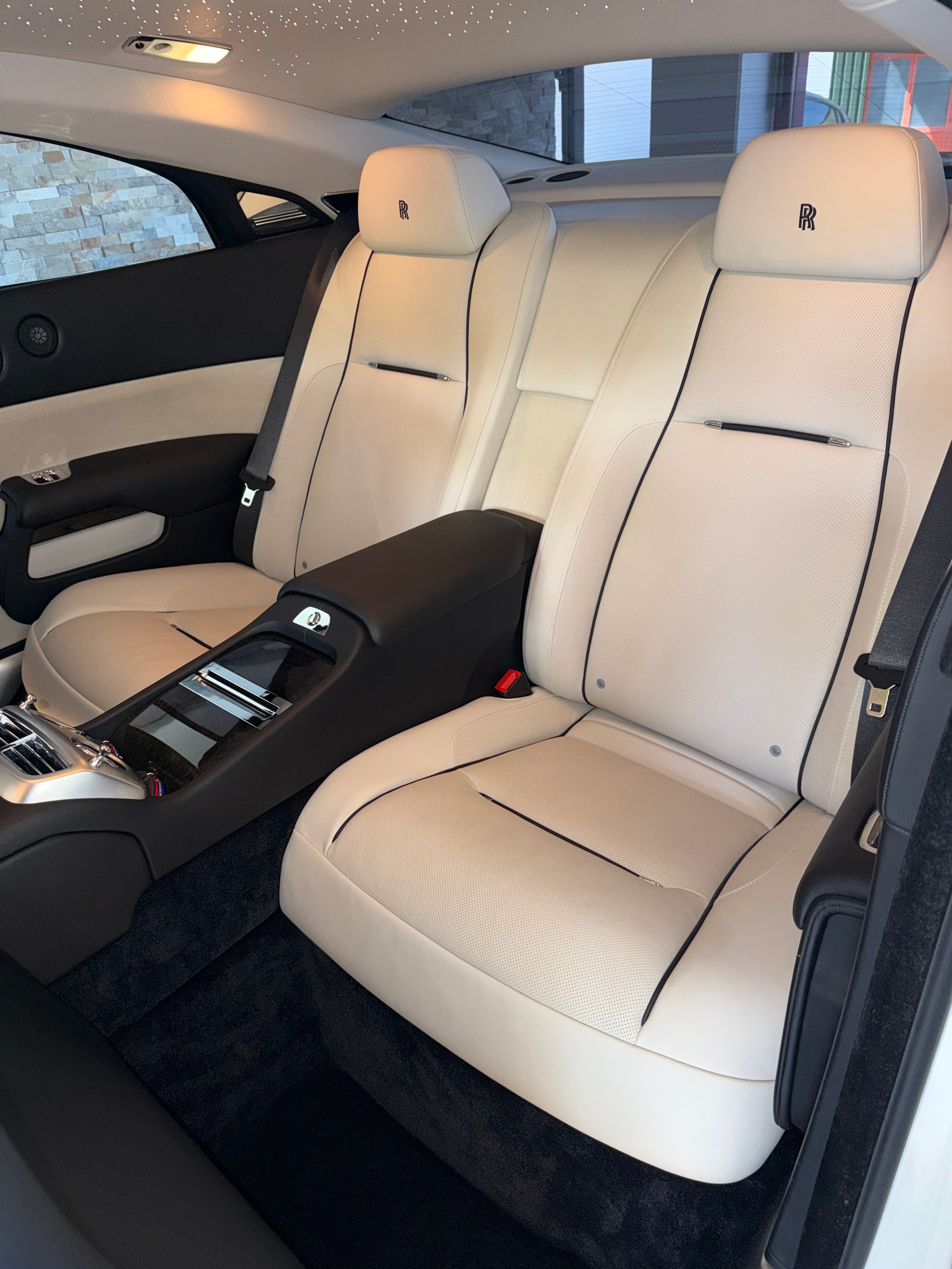 ROLLS-ROYCE Wraith 6.6 V12-image-13
