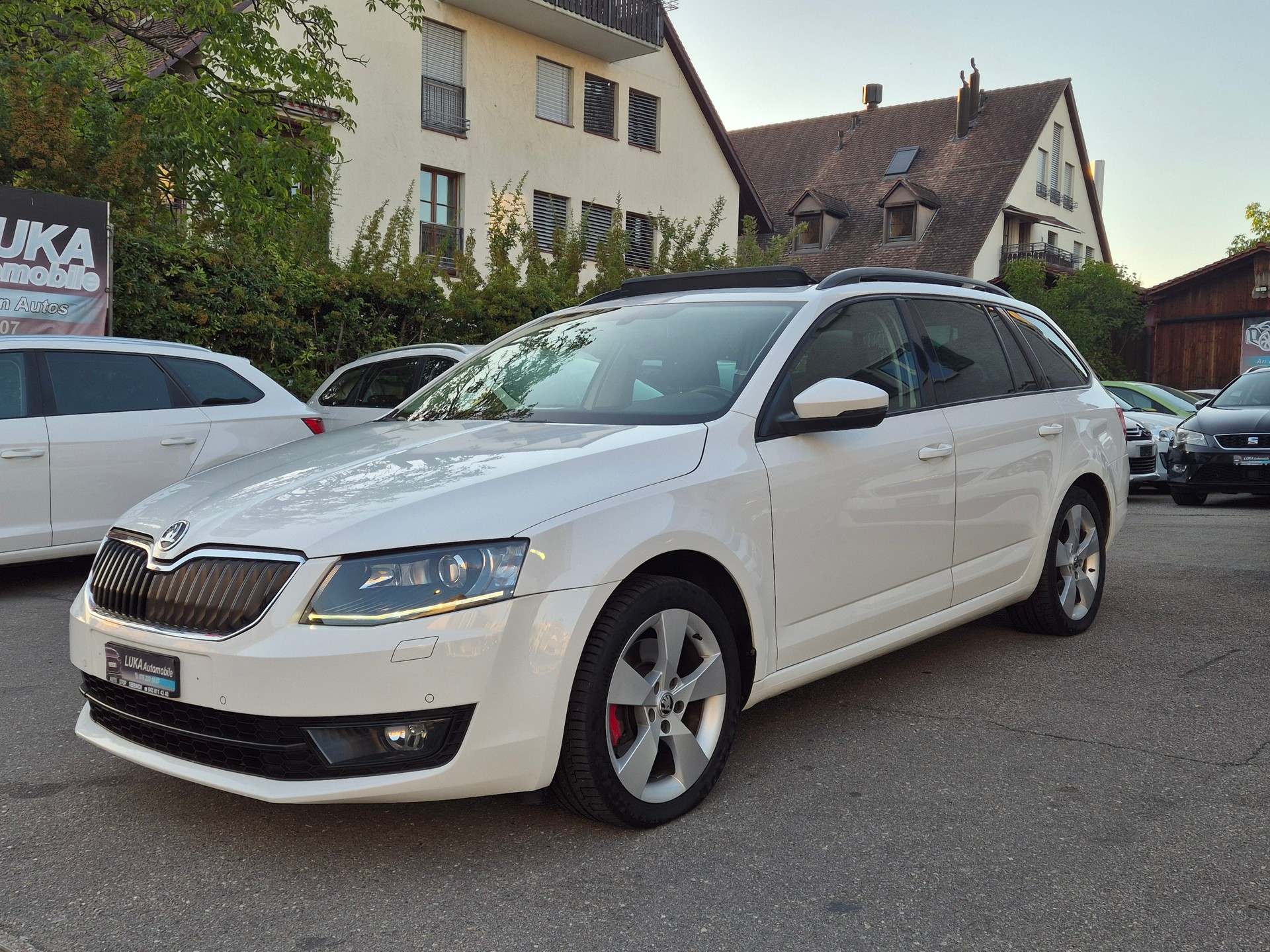 SKODA Octavia Combi 1.8 TSI L&K DSG
