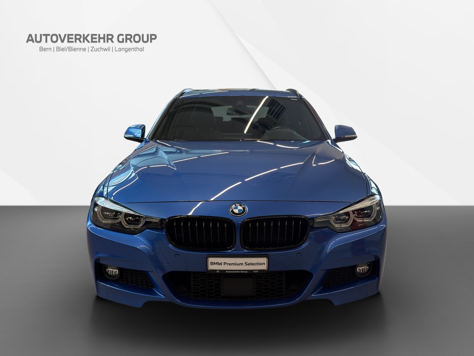 BMW 330d xDrive Touring M Sport-showroom-element-1