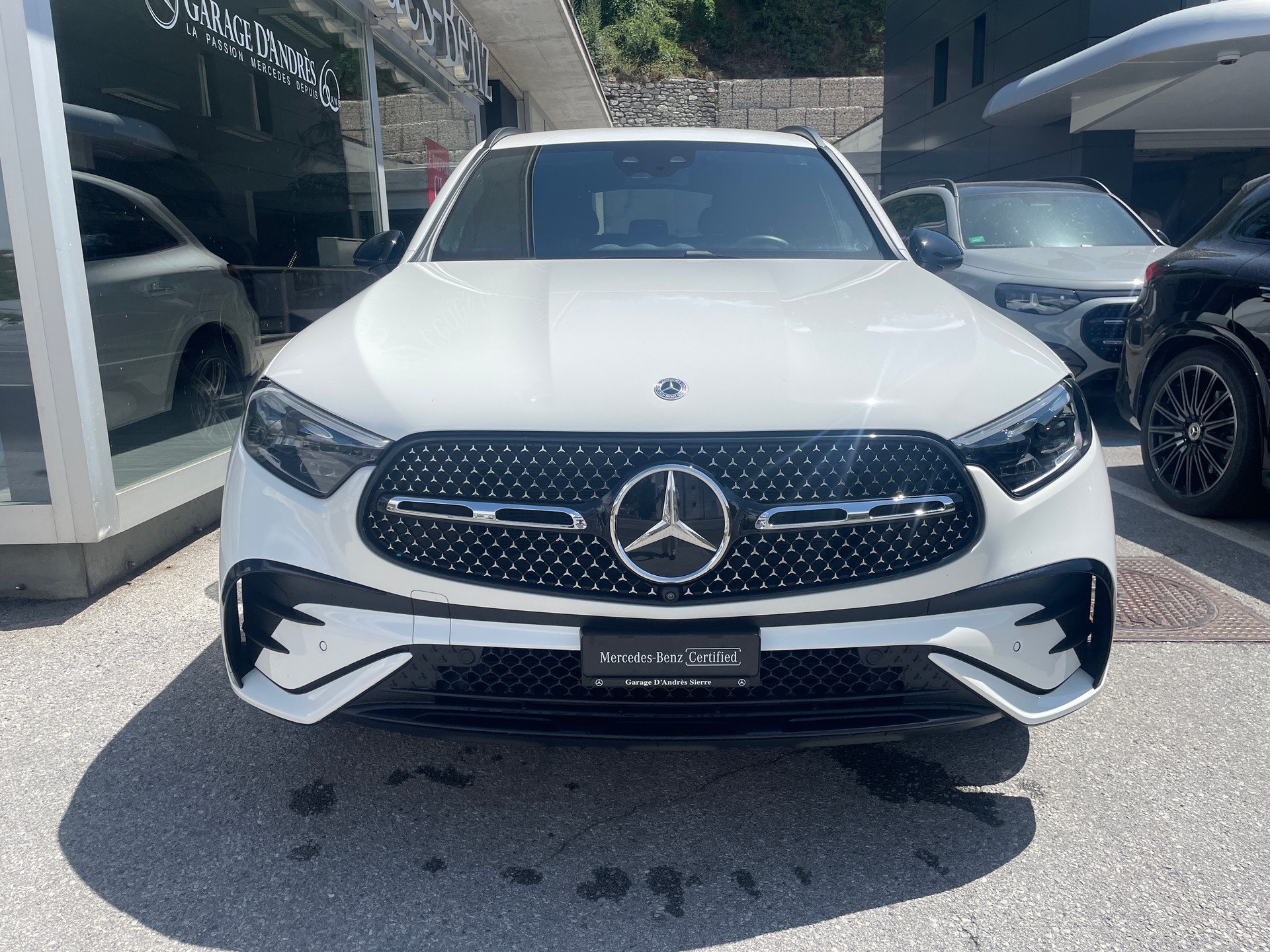 MERCEDES-BENZ GLC 220 d 4Matic 9G-Tronic AMG Line-showroom-element-2