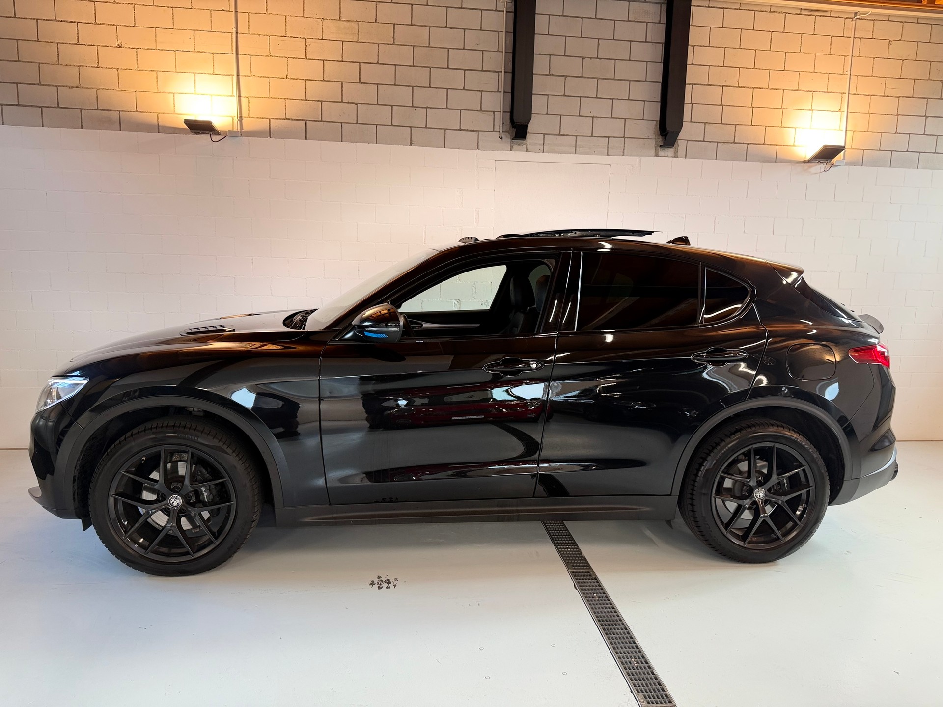 ALFA ROMEO Stelvio 2.0 Super Q4 Automatic-showroom-element-3