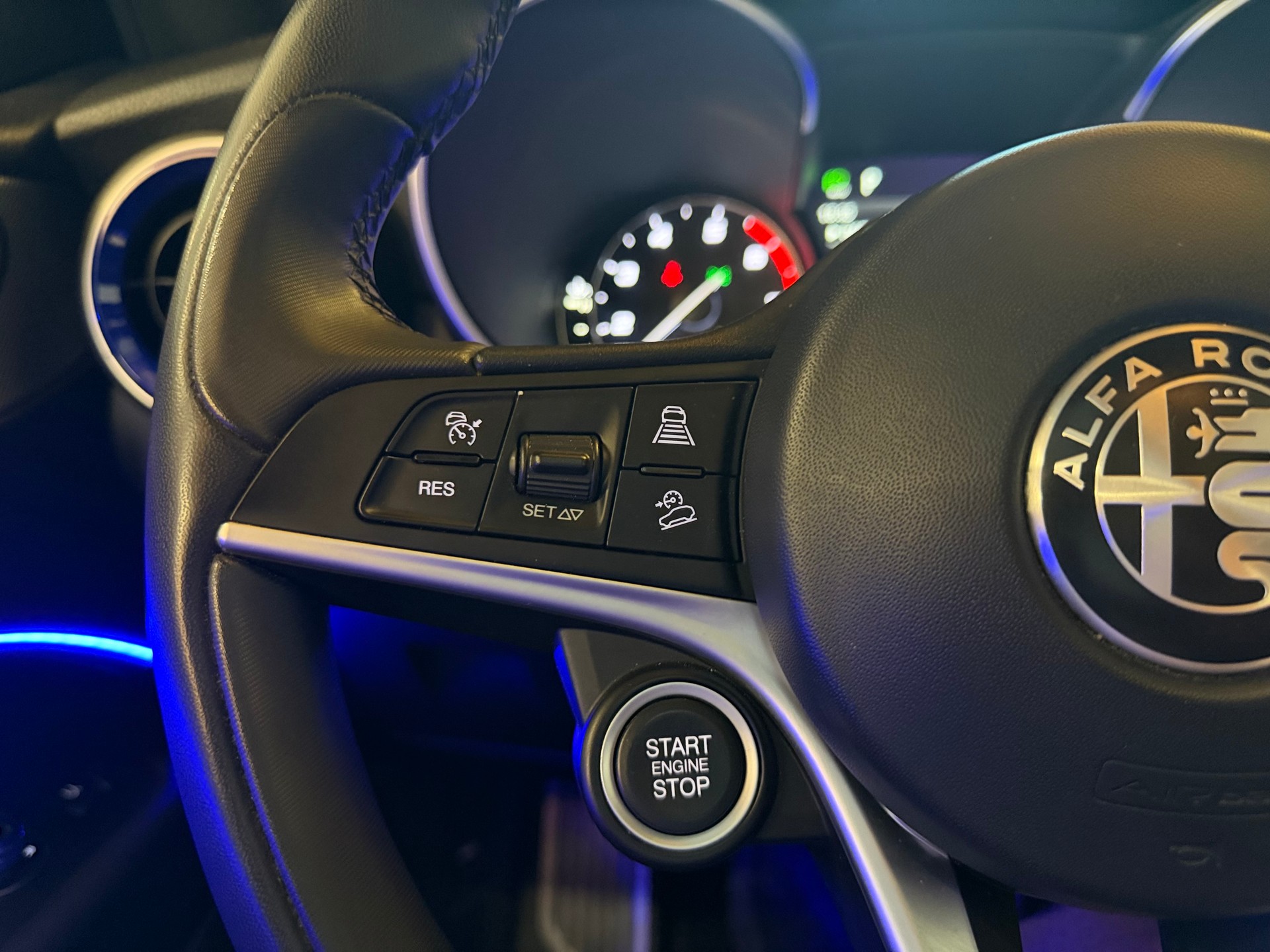 ALFA ROMEO Stelvio 2.0 Super Q4 Automatic-image-19