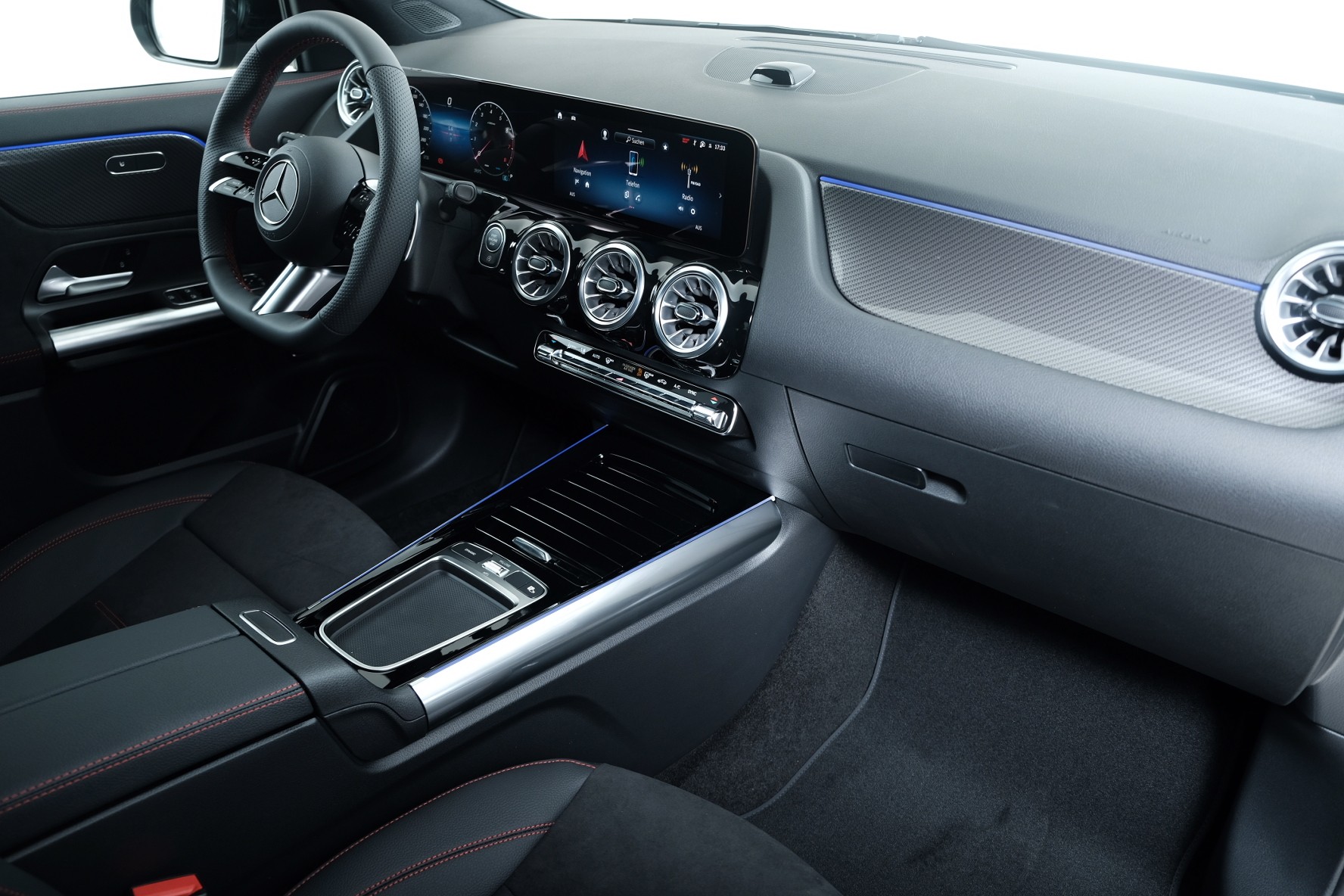 MERCEDES-BENZ GLA 200 Night Star 7G-DCT-image-5