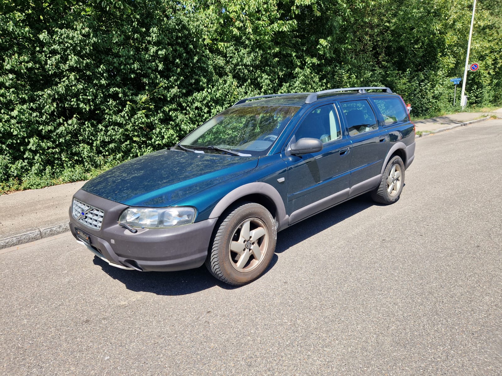 VOLVO V70 2.4T XC AWD