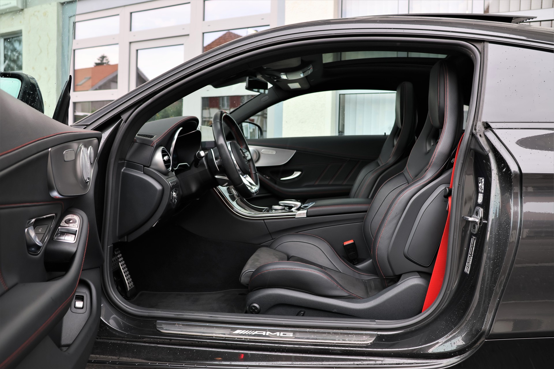 MERCEDES-BENZ C 43 AMG 4Matic 9G-tronic (CH) *Performance*-image-9