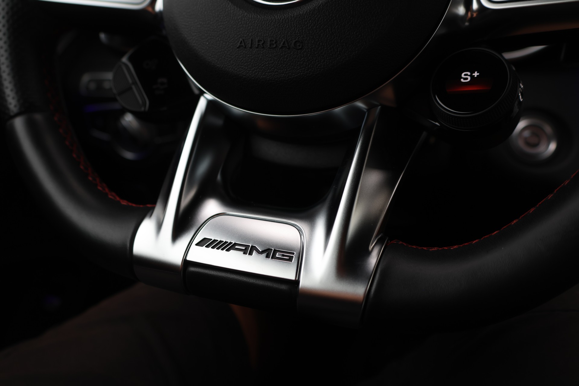 MERCEDES-BENZ C 43 AMG 4Matic 9G-tronic (CH) *Performance*-image-27