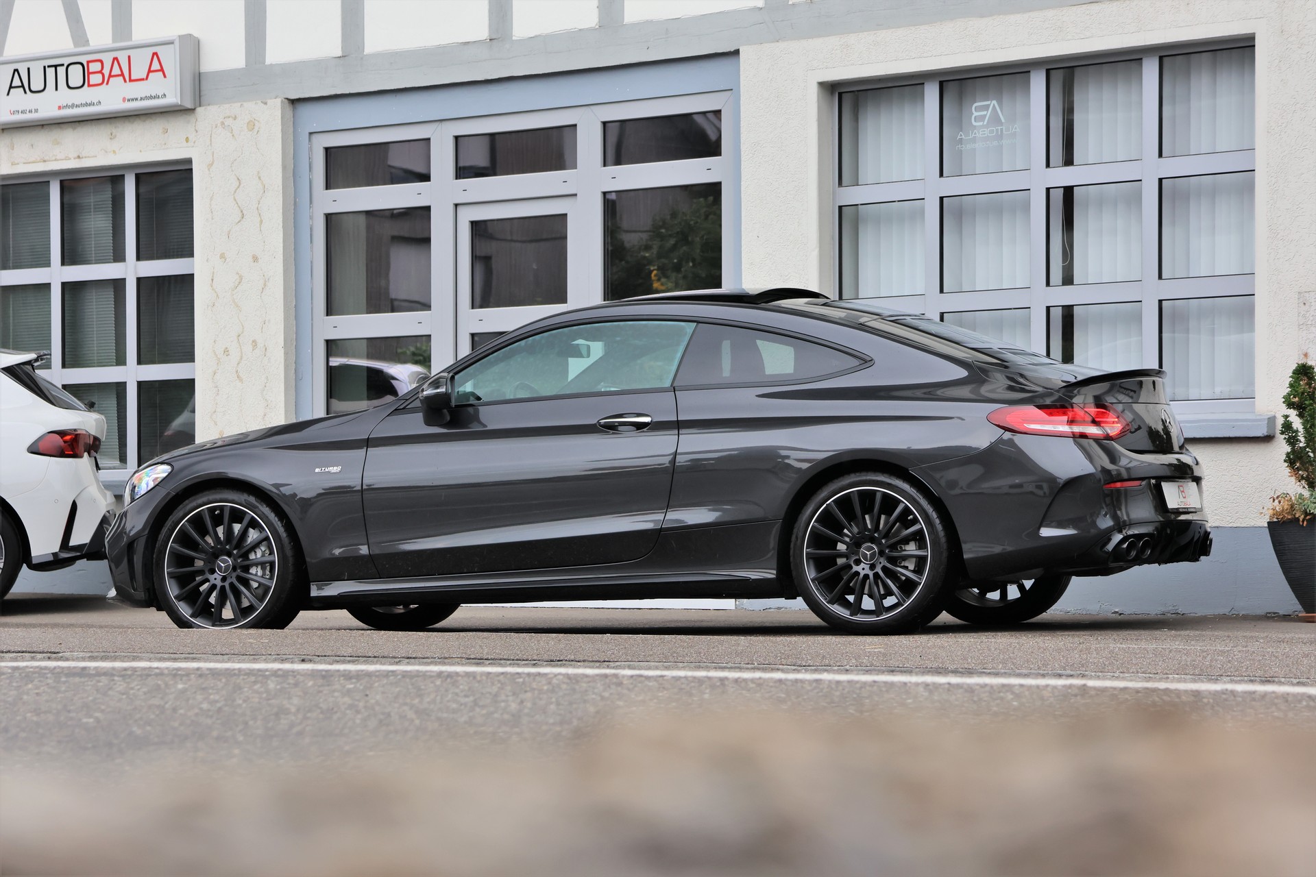MERCEDES-BENZ C 43 AMG 4Matic 9G-tronic (CH) *Performance*-showroom-element-3