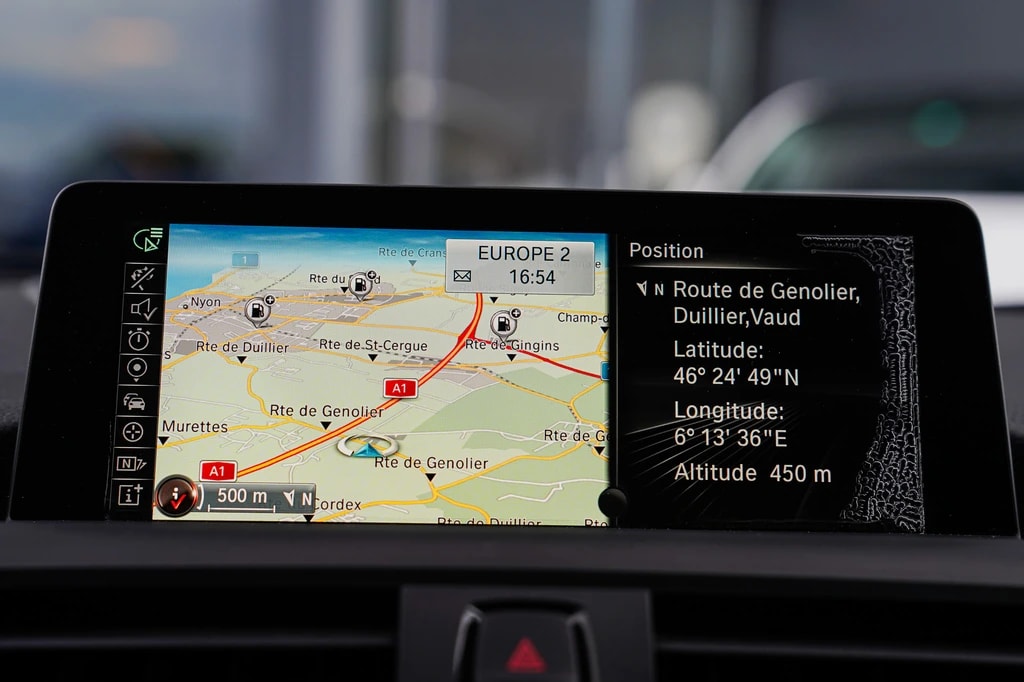 BMW 220i Sport Line Steptronic-image-14