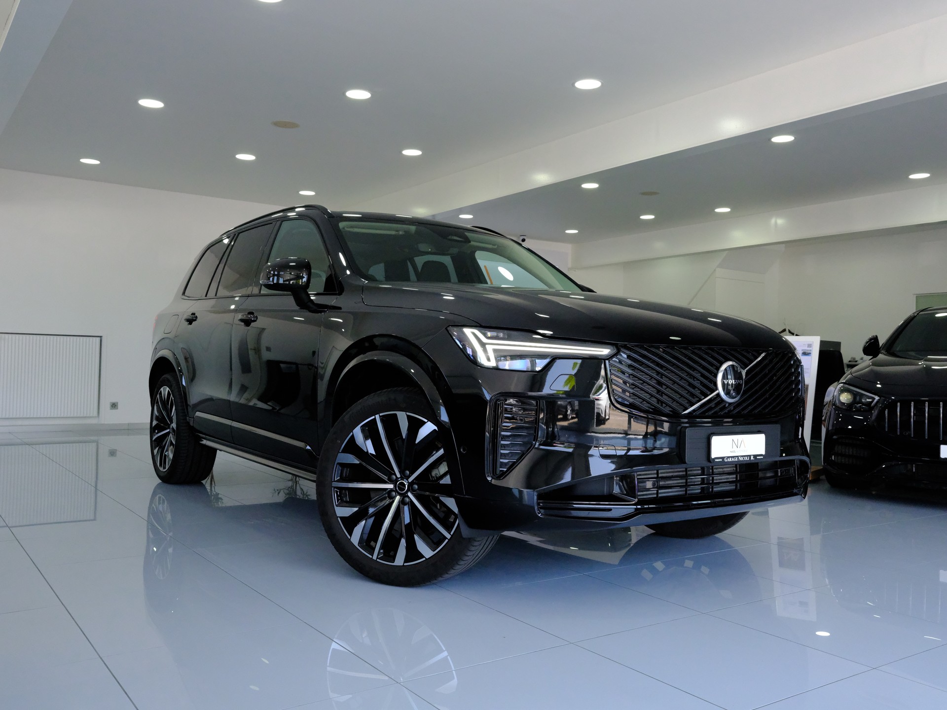 VOLVO XC90 T8 eAWD PluginHybrid Plus Dark Geartronic