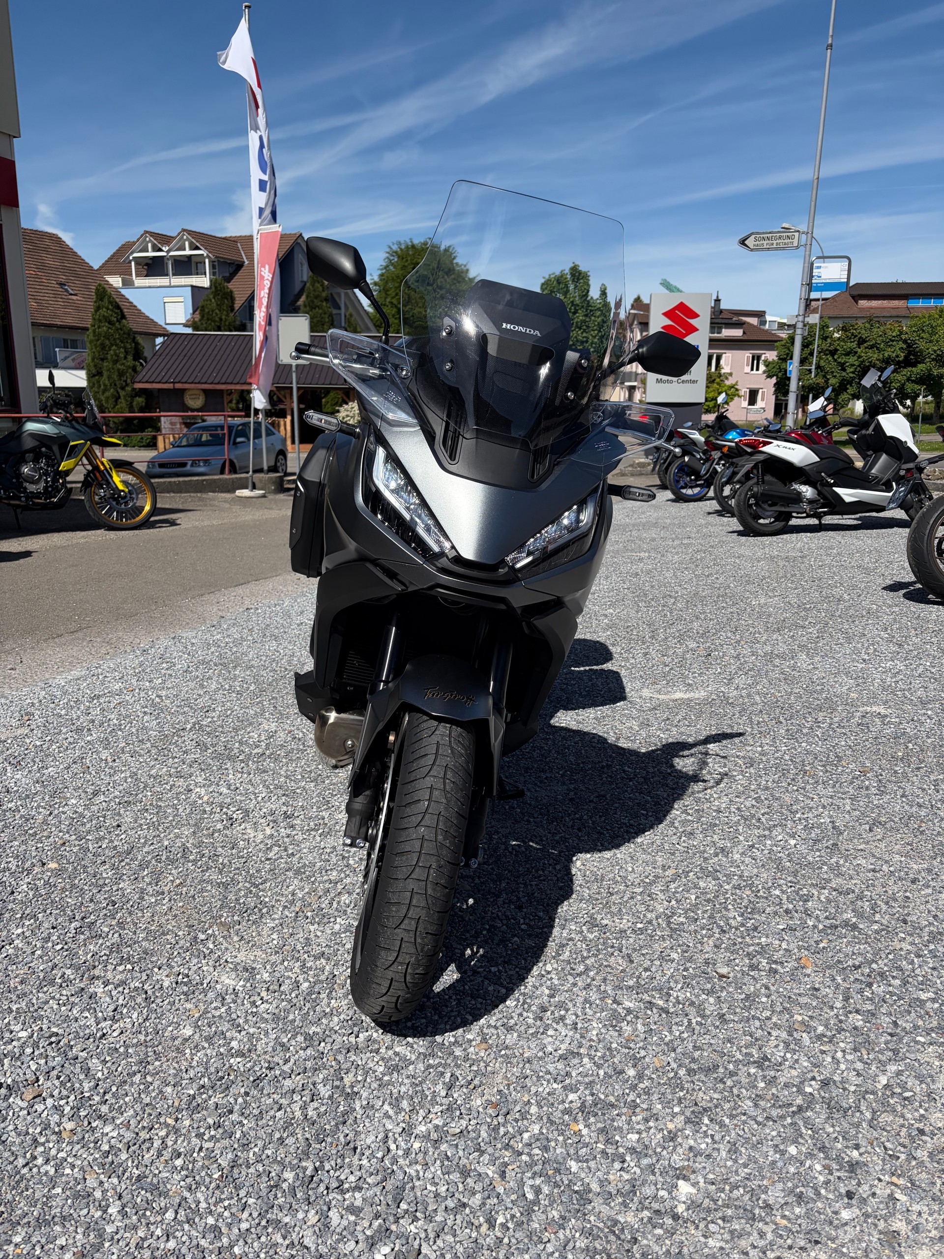HONDA NT 1100-image-1