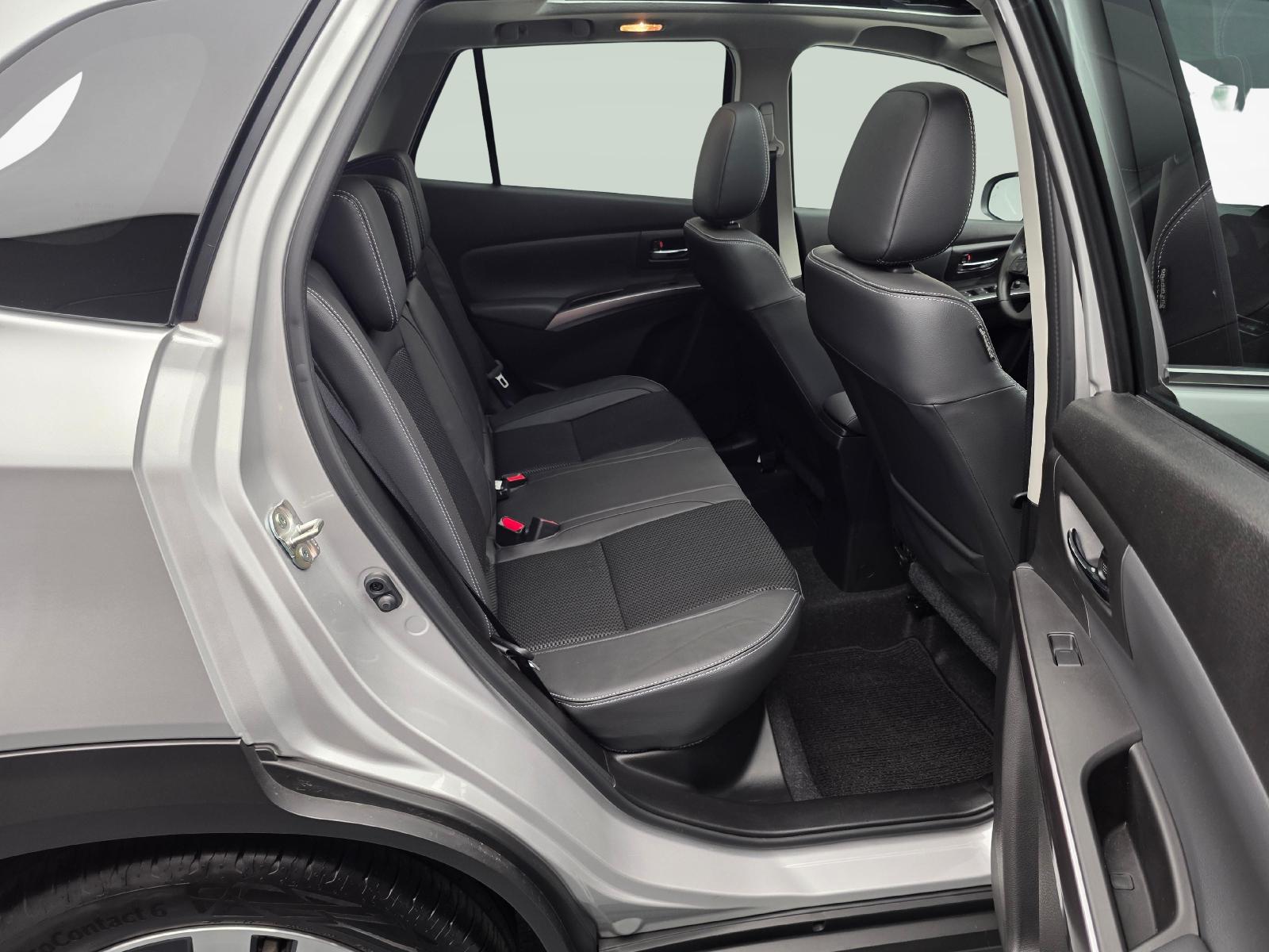 SUZUKI S-Cross 1.4 T Compact Top Hybrid 4x4-image-10