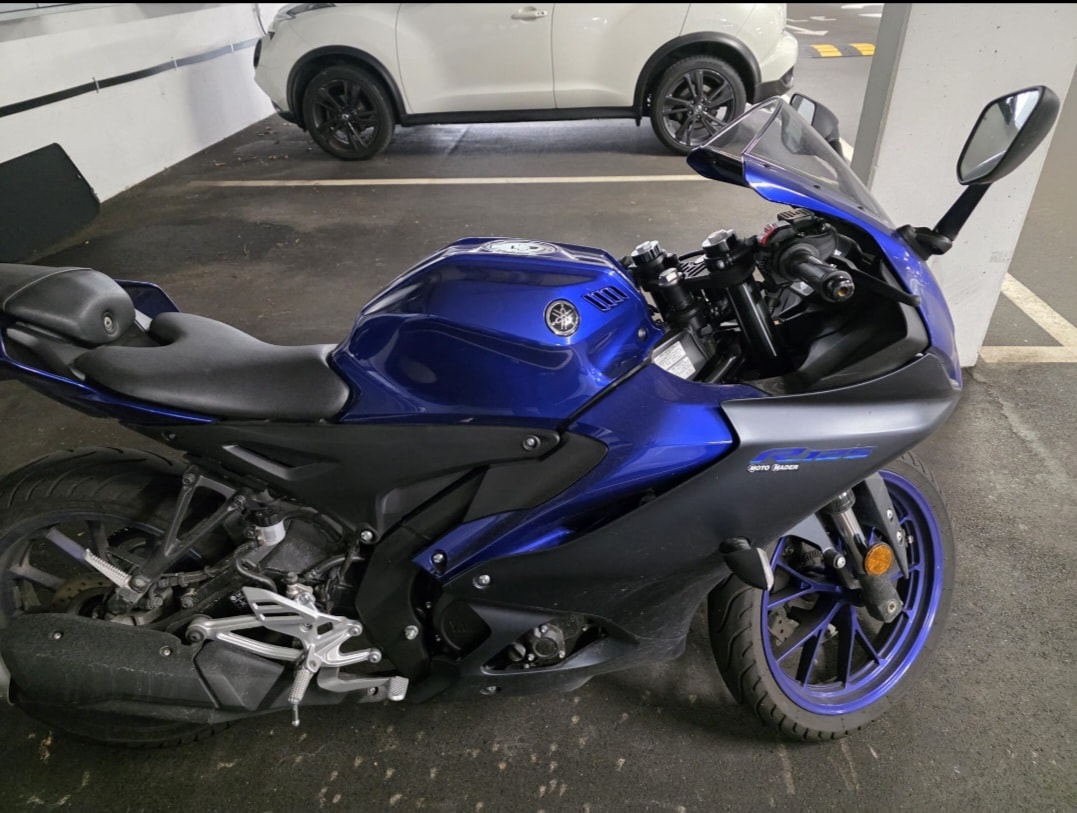 YAMAHA YZF-R 125 ABS-image-0