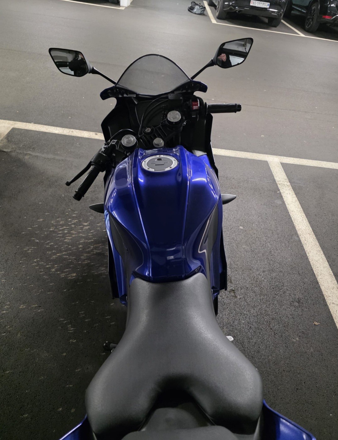 YAMAHA YZF-R 125 ABS-image-1