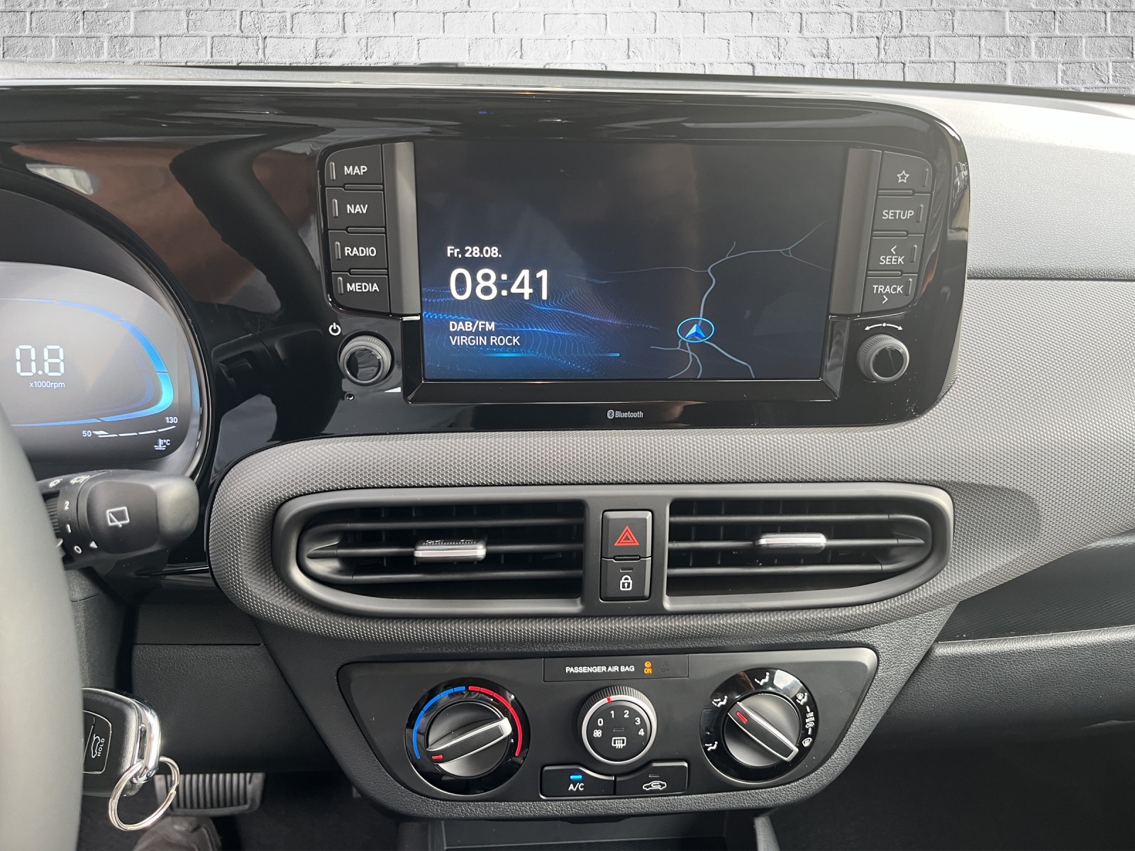 HYUNDAI i10 1.0 Origo Aut.-image-10
