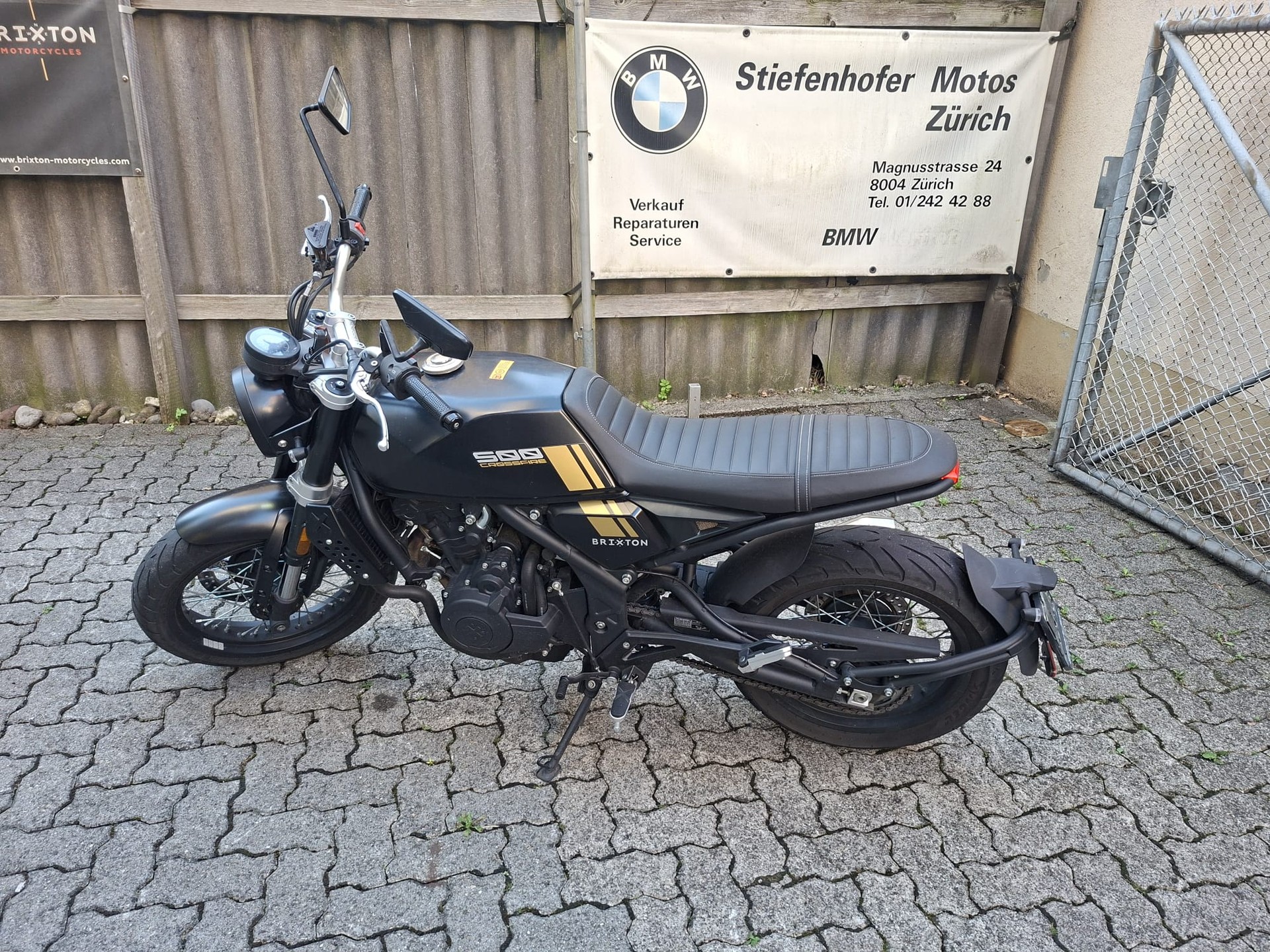 BRIXTON Crossfire 500 X-image-1