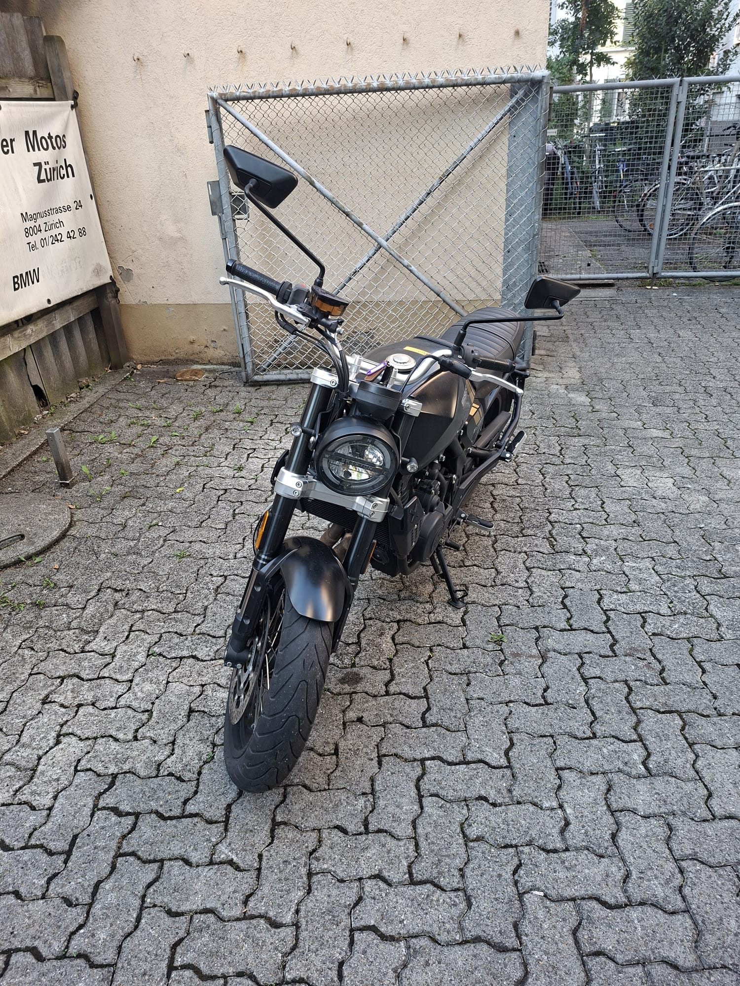 BRIXTON Crossfire 500 X-image-2