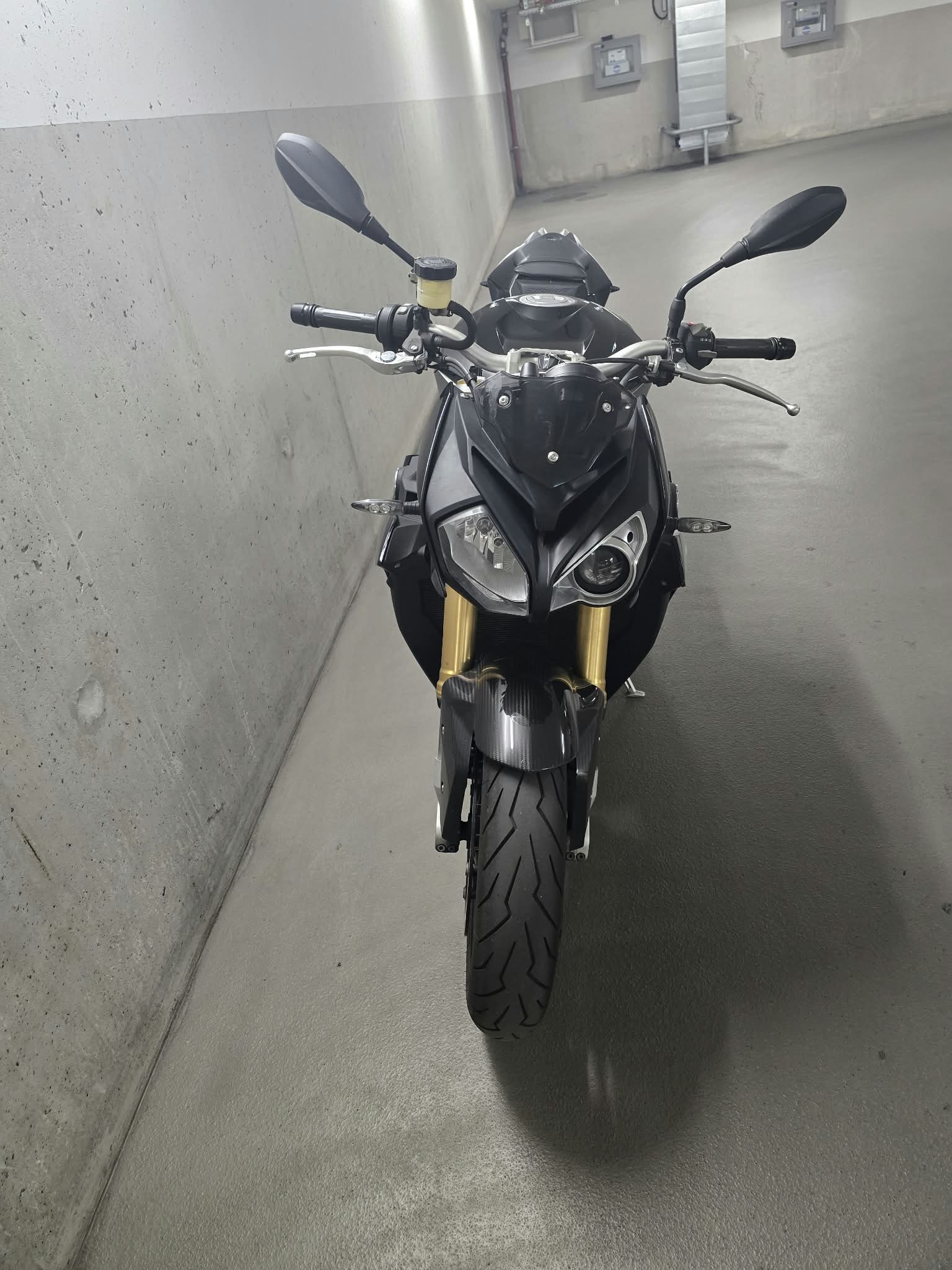 BMW S 1000 R ABS-image-1