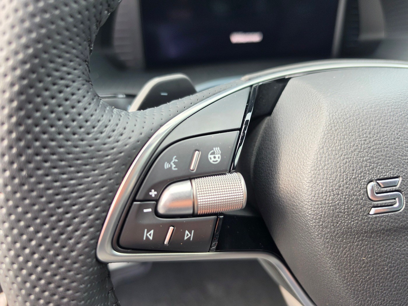 SKODA Octavia Combi 2.0 TSI DSG Dynamic 4x4-image-14