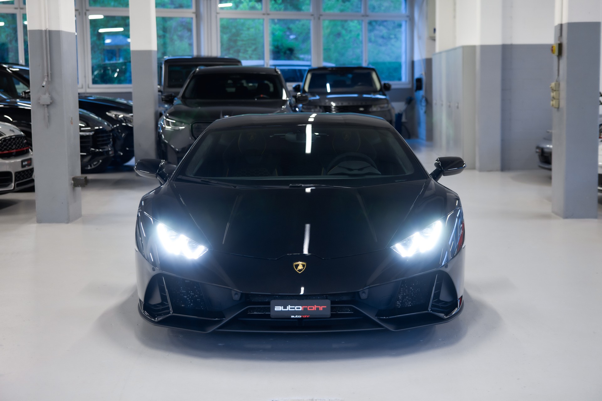 LAMBORGHINI Huracan EVO Coupé DCT-showroom-element-1