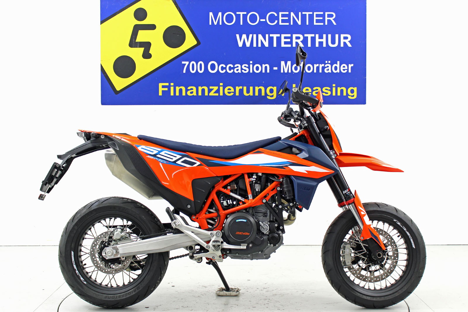 KTM 690 SMC R ABS-image-0