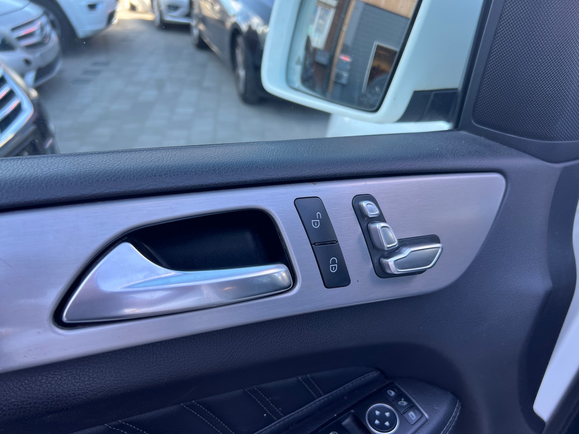 MERCEDES-BENZ GLE 250 d 4Matic 9G-Tronic Frisch ab Mfk &Service-image-8