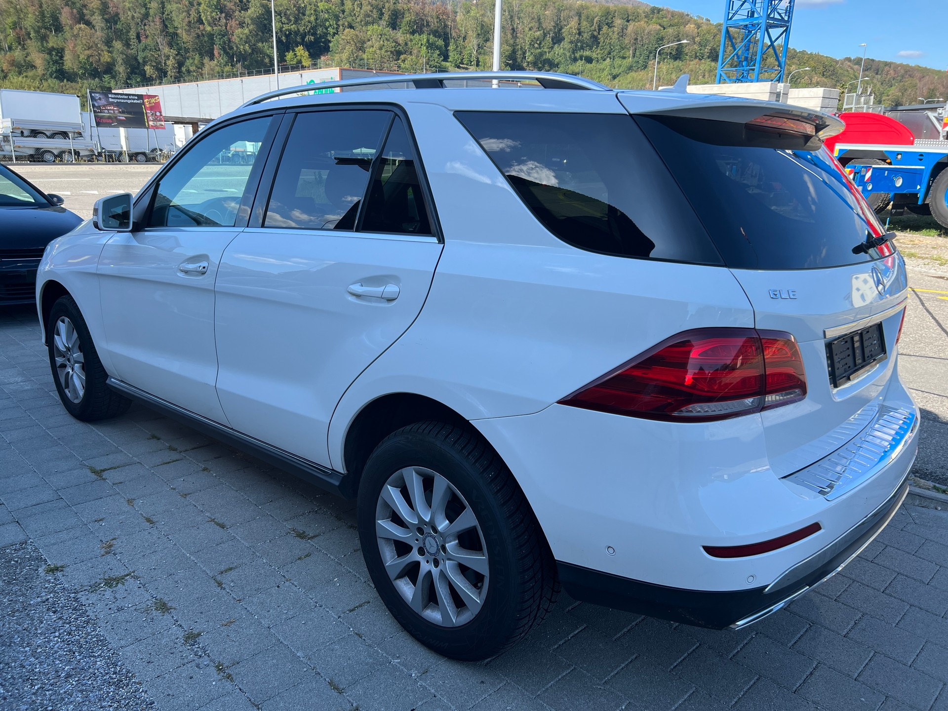 MERCEDES-BENZ GLE 250 d 4Matic 9G-Tronic Frisch ab Mfk &Service-image-2